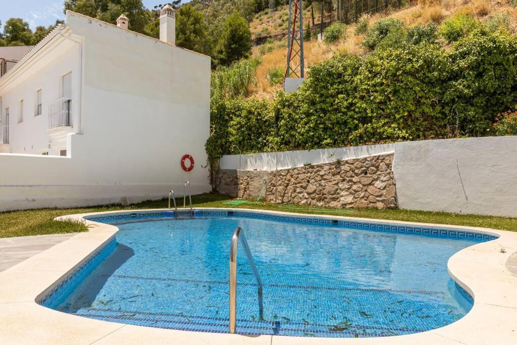 Duplex With Sunny Terrace Located In Mijas Pueblo