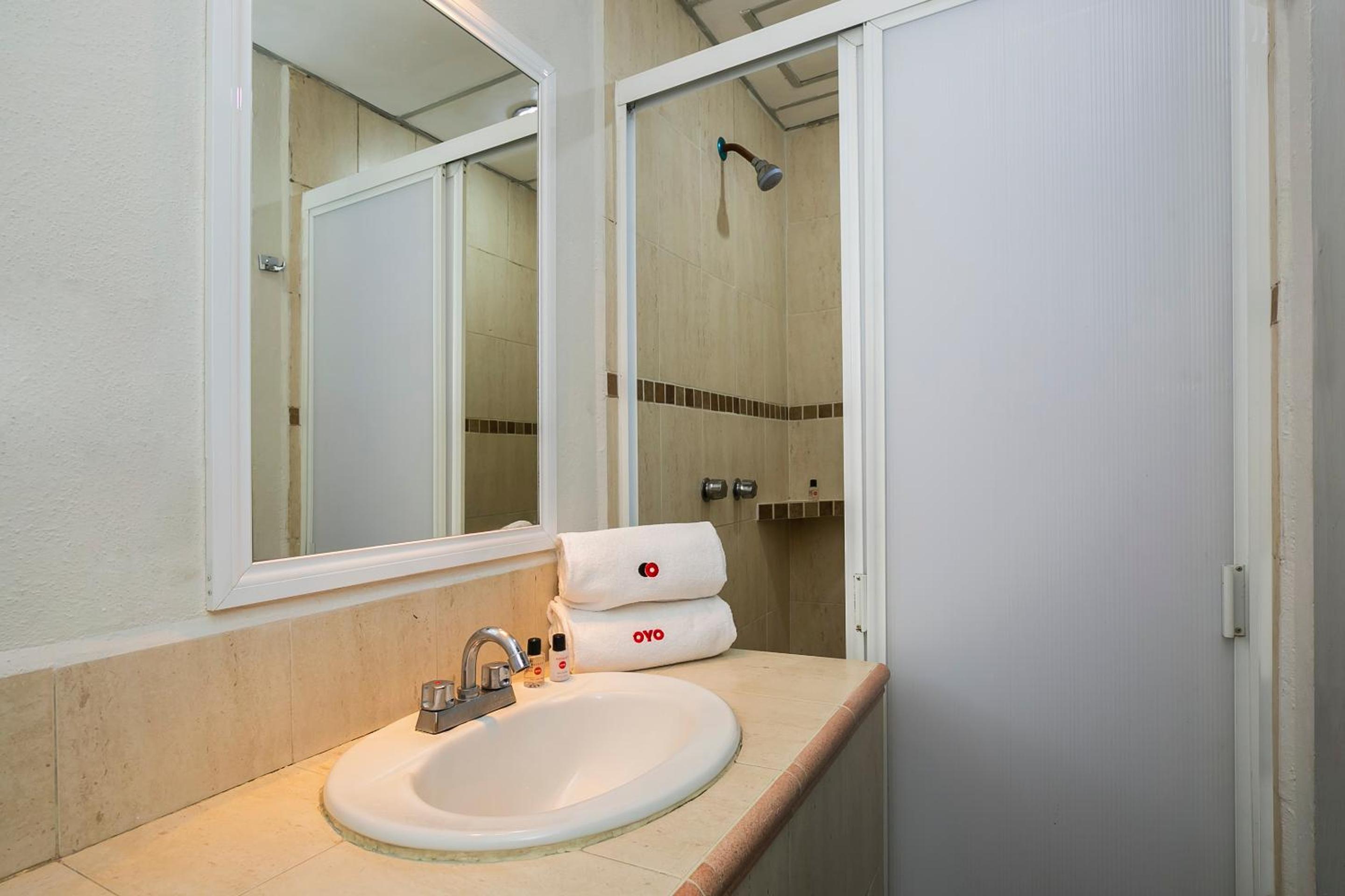 Capital O Hotel Victoria Morelia - Property Image 18