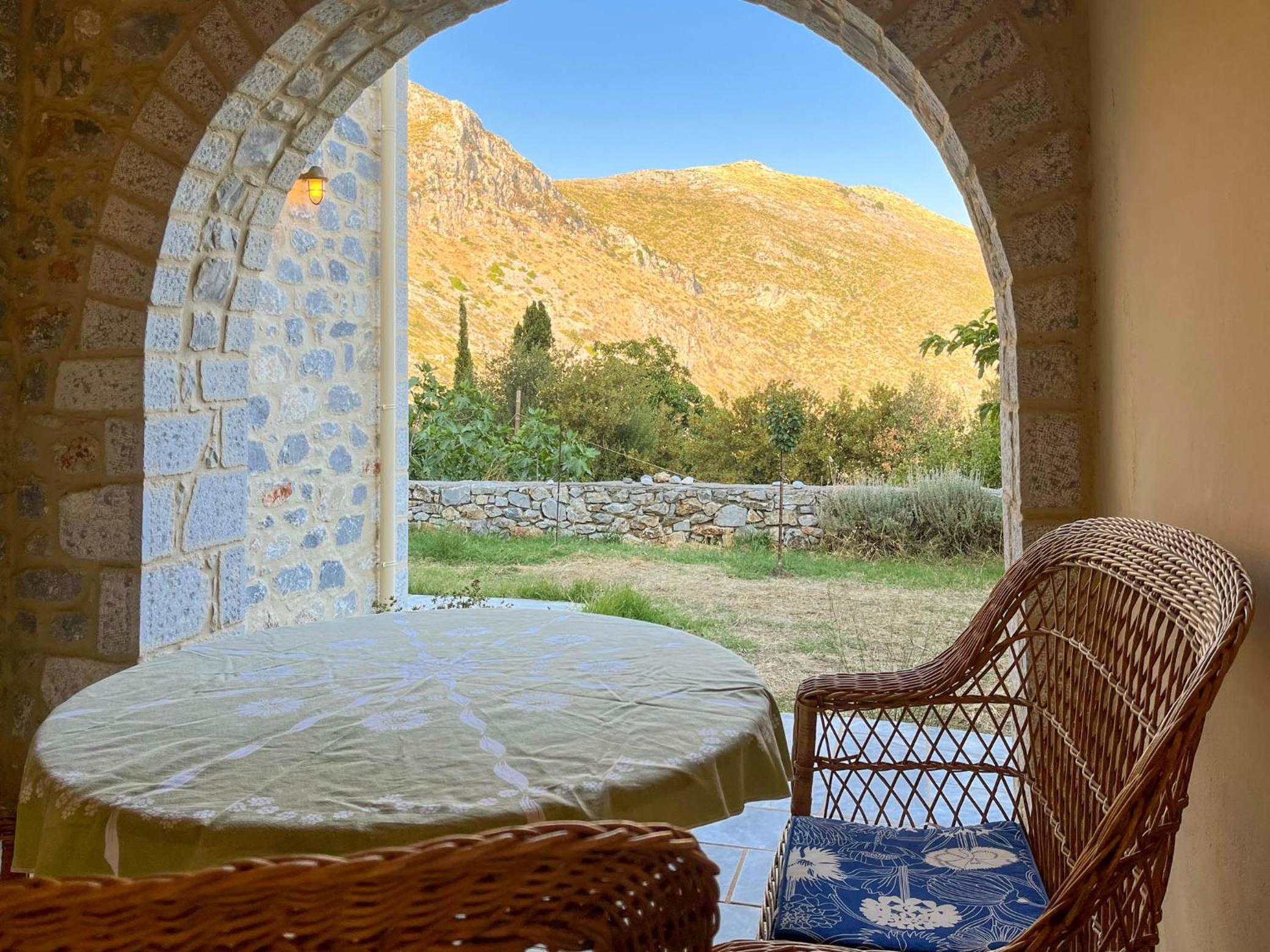 Mani family friendly, mountain house view 3