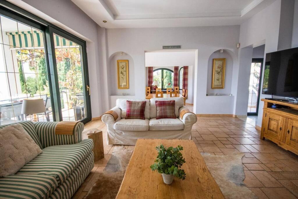 Impressive VILLA Dazura in Valtocado MIJAS photo 5