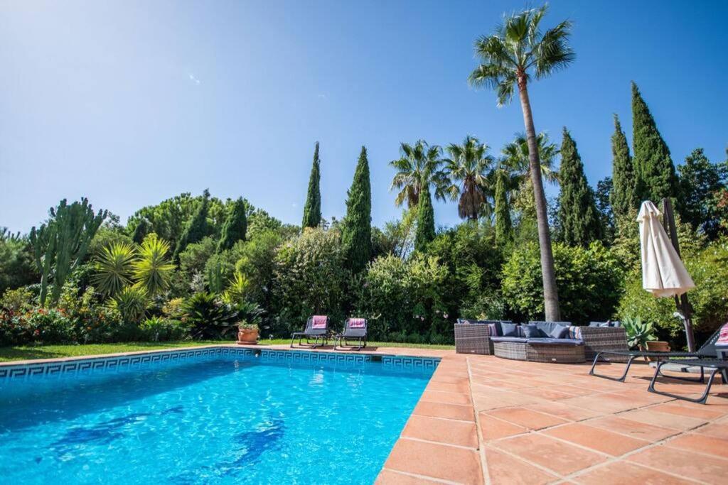 Impressive VILLA Dazura in Valtocado MIJAS