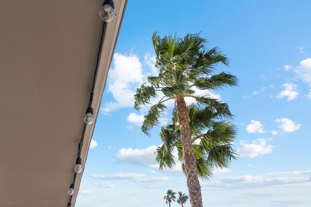 Vacation House! 6BR, FREE Heated Pool, Arcade & Hot Tub view 3