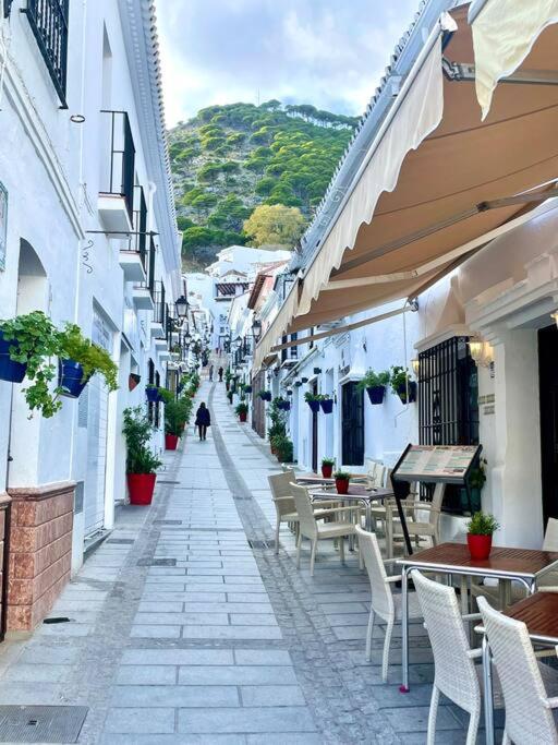 NEW! Renovated flat in Mijas view 5