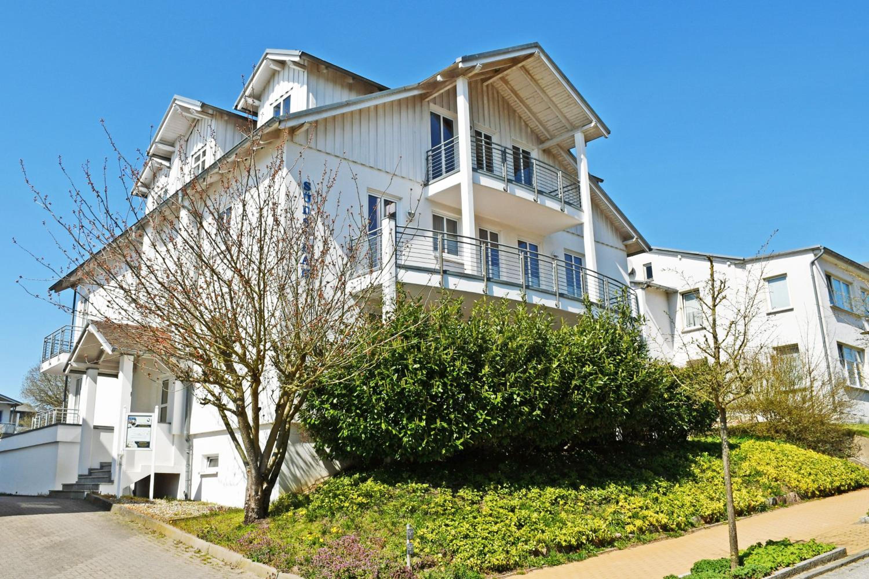 Appartementhaus mit Balkon im Ostseebad Göhren HS