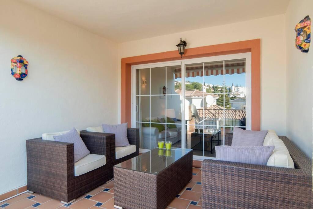 Sunny terrace apartment in prestigious Mijas Golf