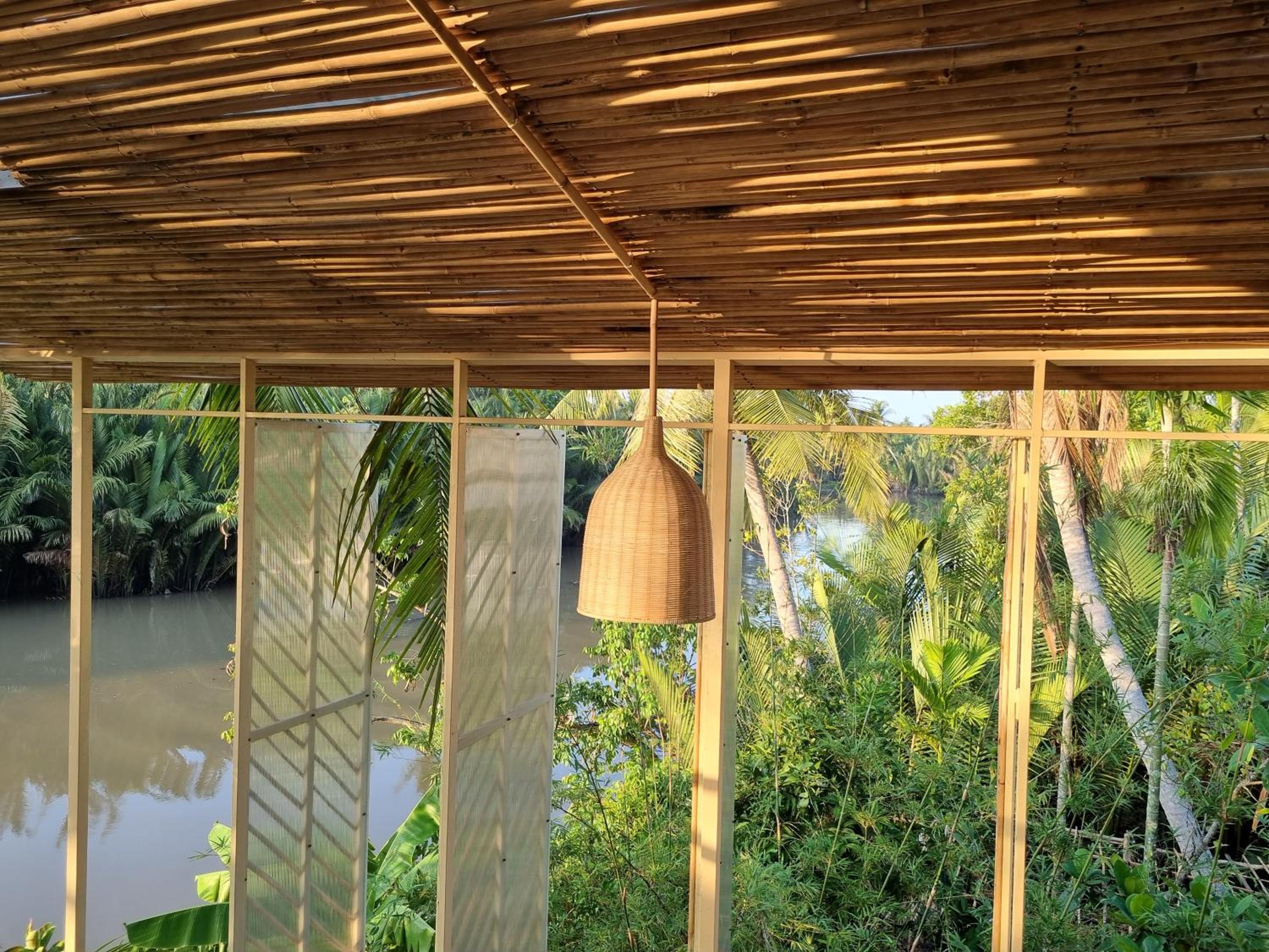 The Zen - InnerZen Mekong Riverside homestay Ben Tre 1 bed for 1-2 persons, 2 beds for 3-4 persons