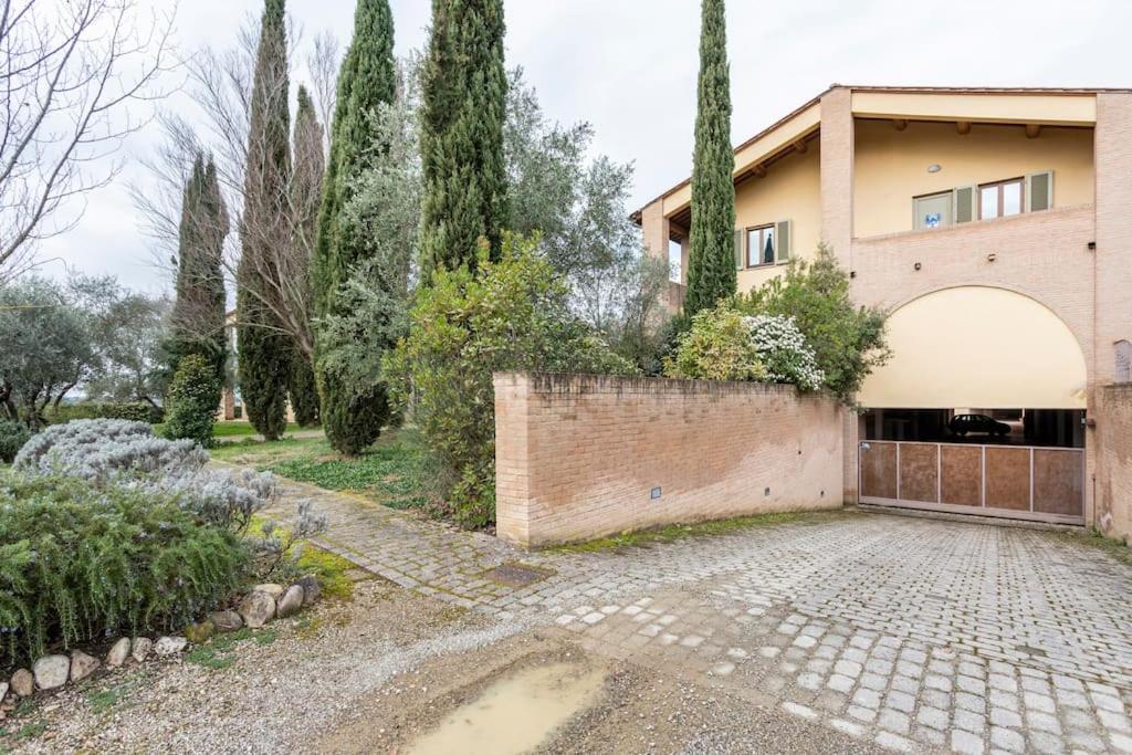 La Casa nel Borgo 418 con garage view 3
