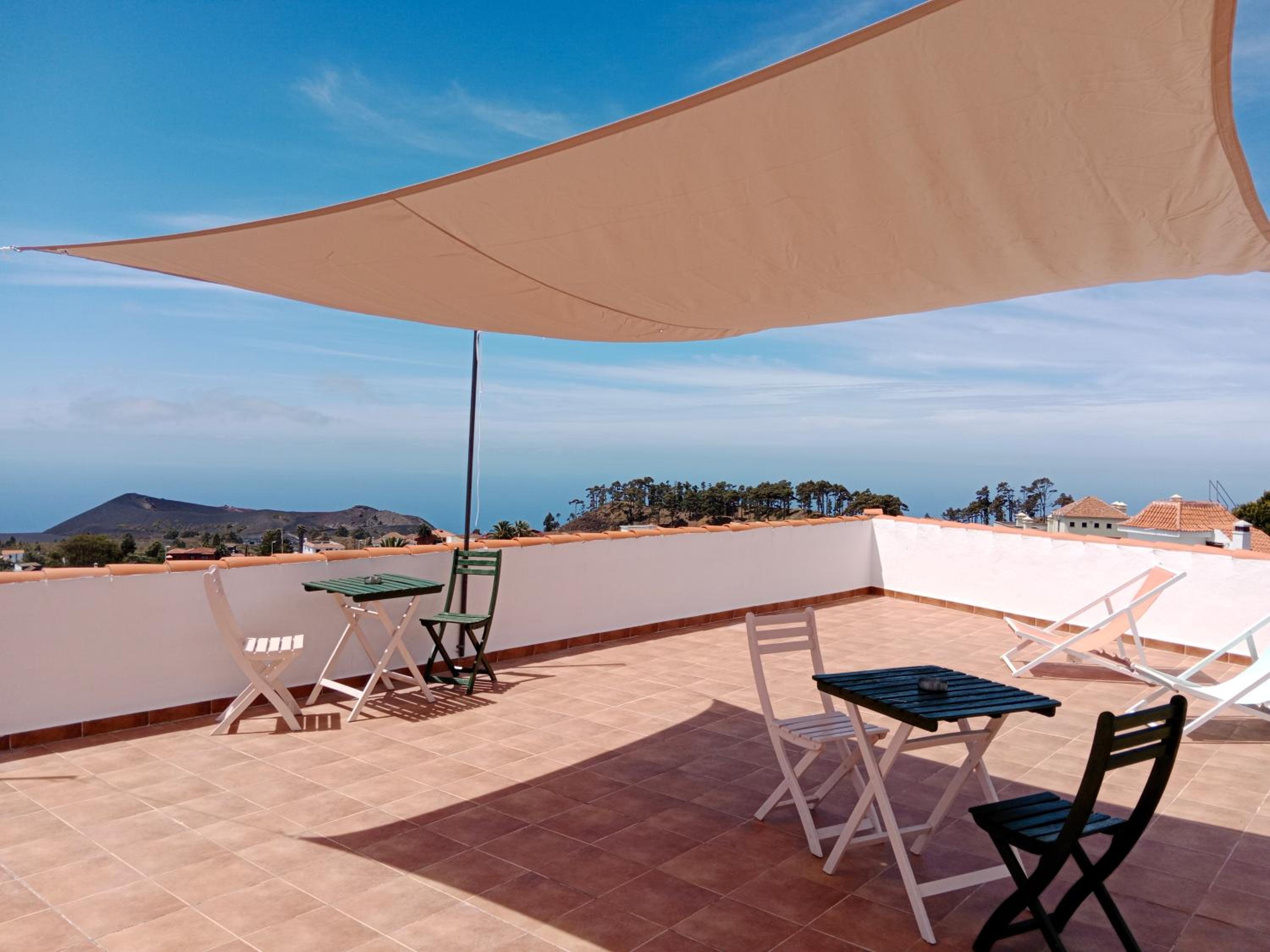 La Palma Hostel by Pension Central