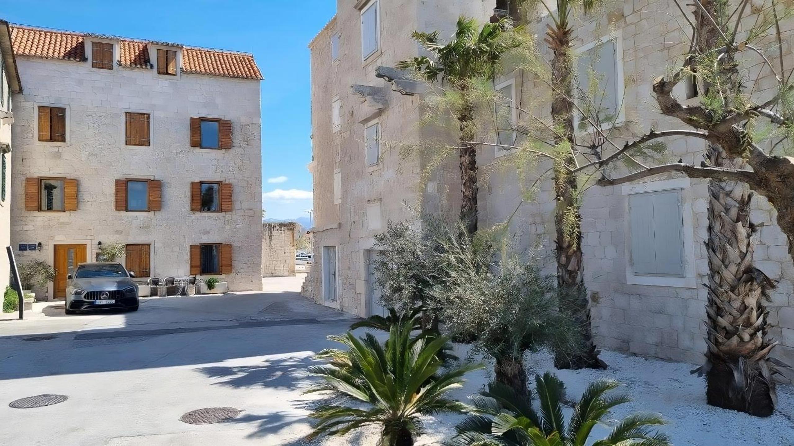 Rotondo Apartments