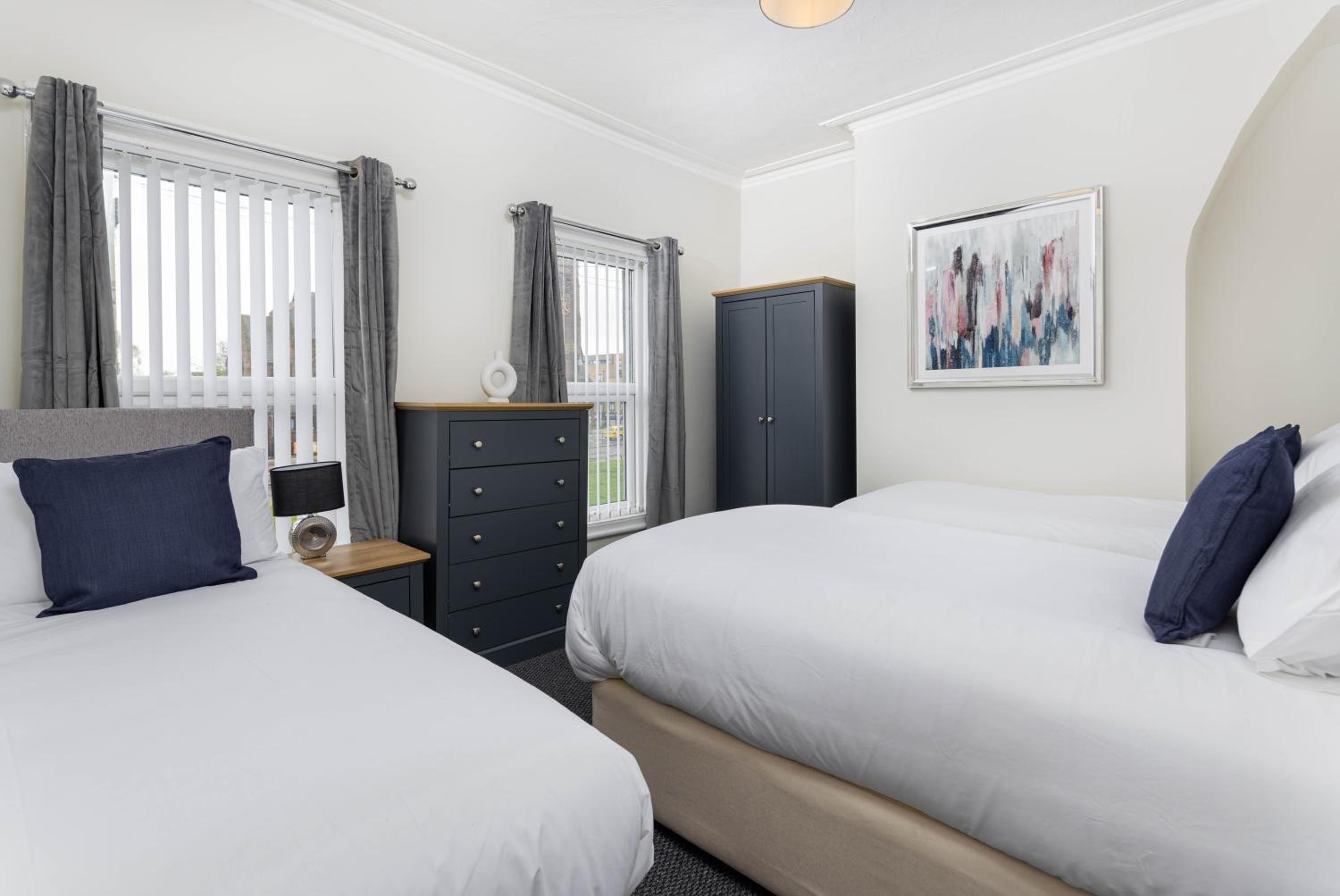 Toft House - Air Host & Stay - Free Parking - Contractor Friendly