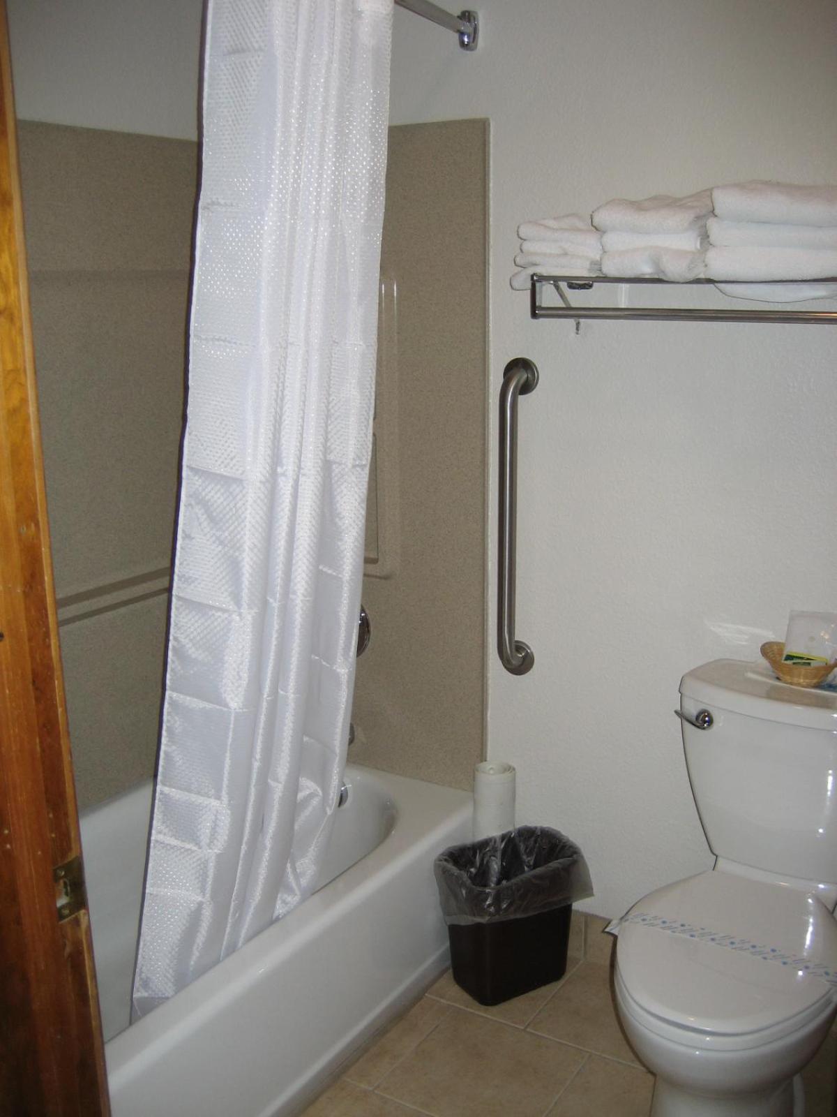 Americas Best Value Inn Burns