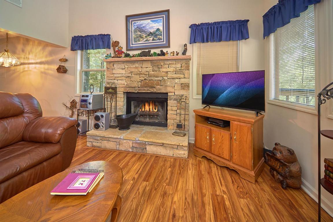 Mountain Hideaway view 2