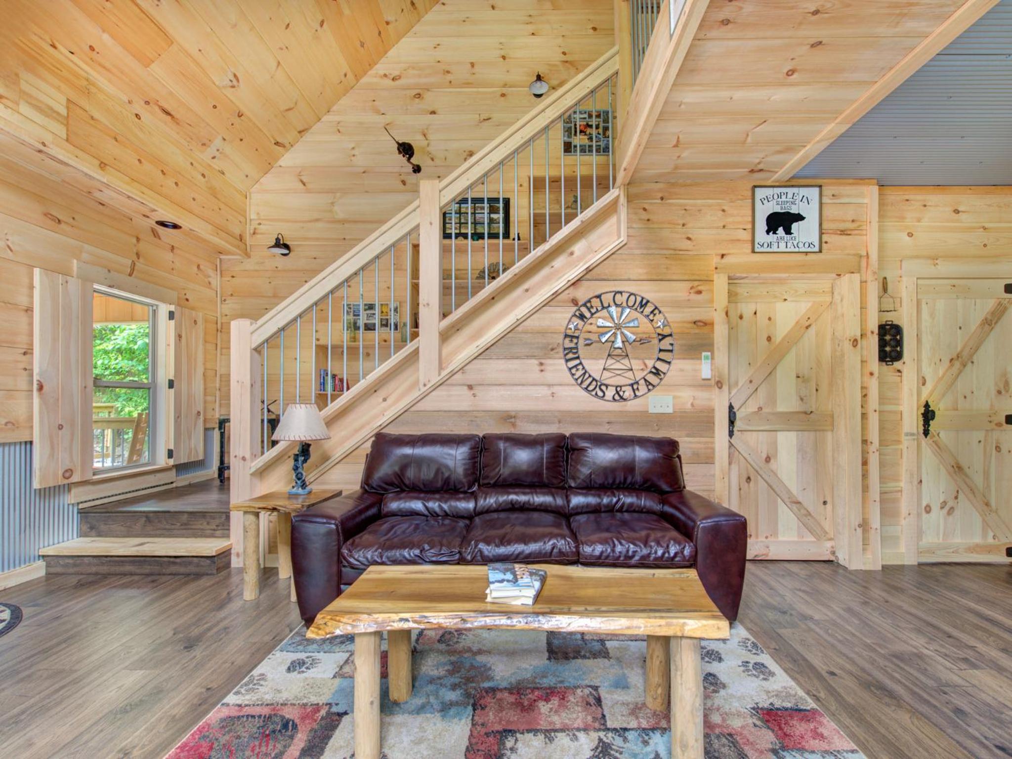 Bearly Hidden, 1 Bedroom, Loft, Resort Pool, Hot Tub, Fireplace, Sleeps 5 view 5
