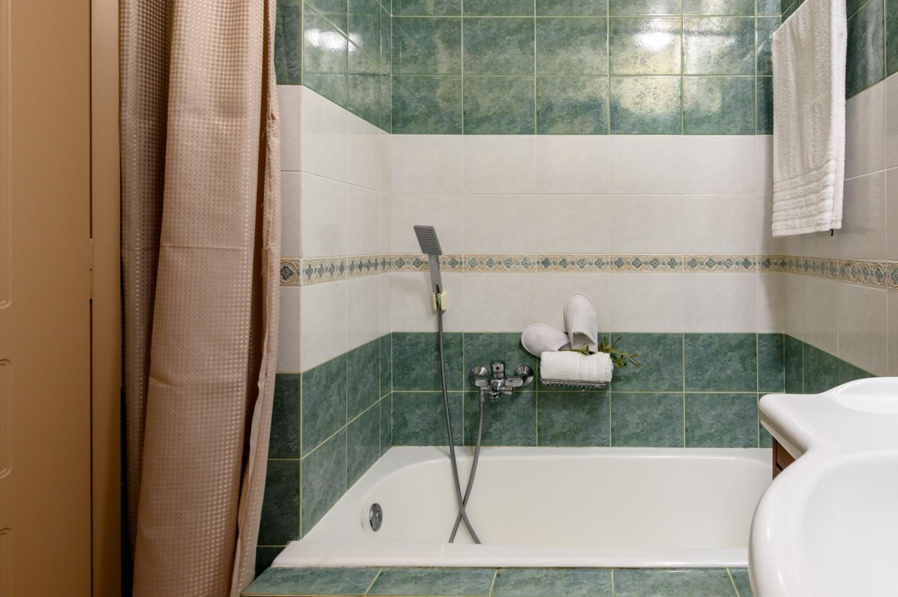 Photo 46