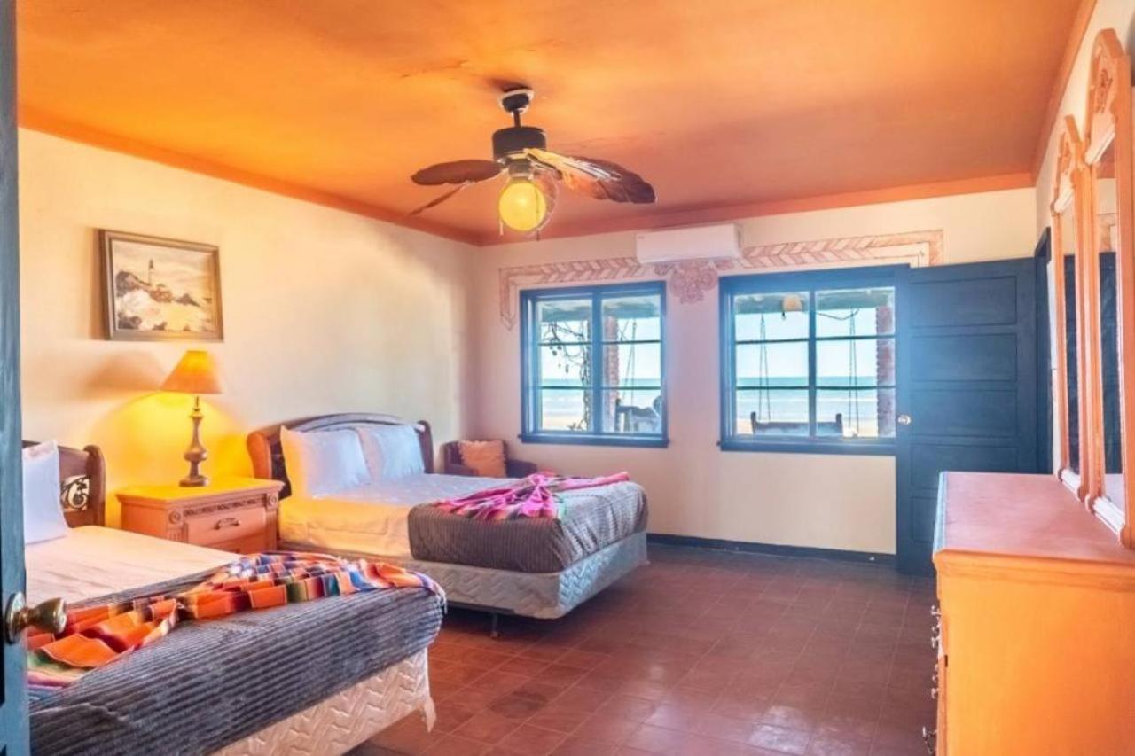 Rick`s beachfront house in San Felipe view 2