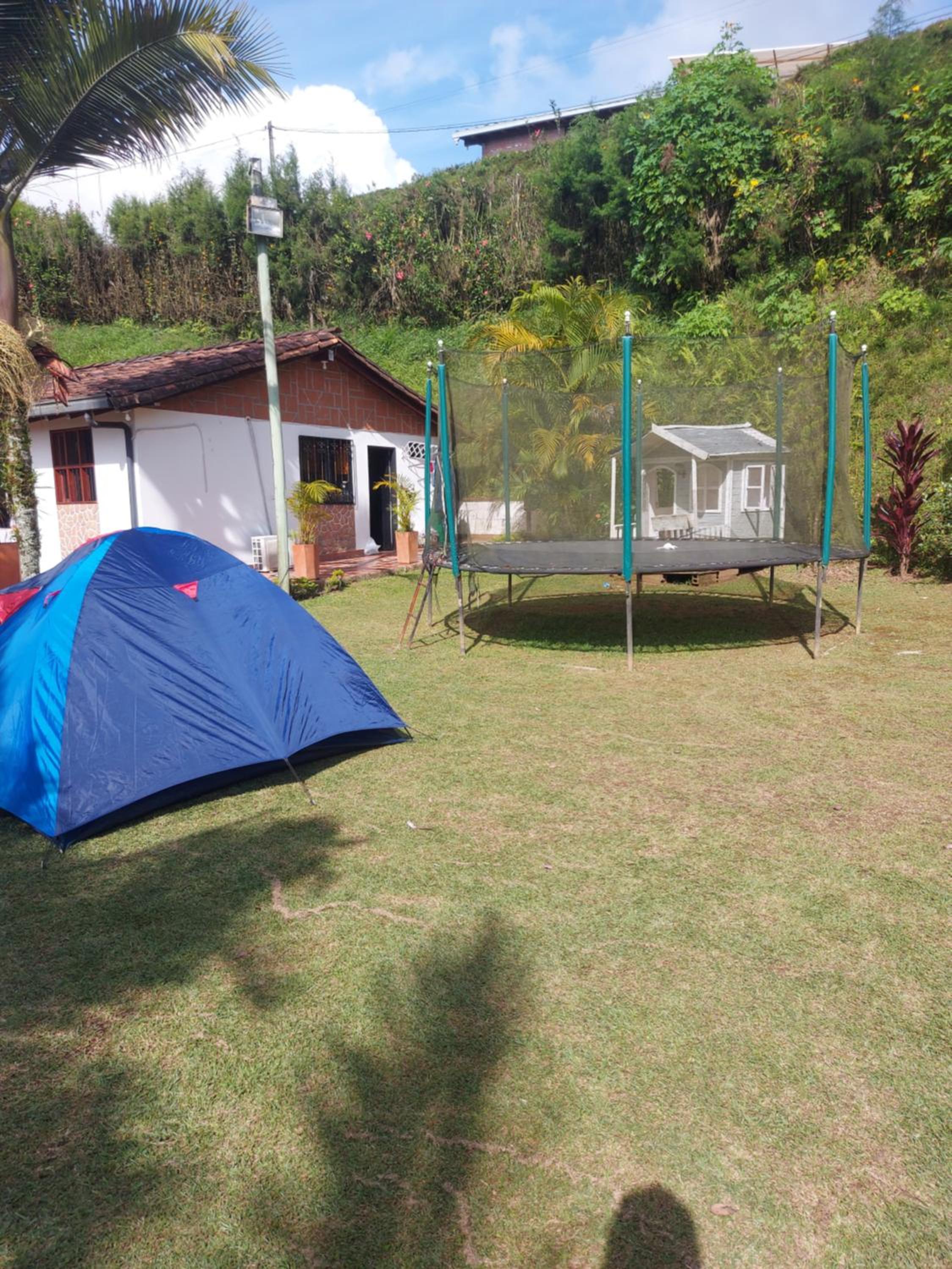 Villasol - Cabaña campestre en medio de la naturaleza