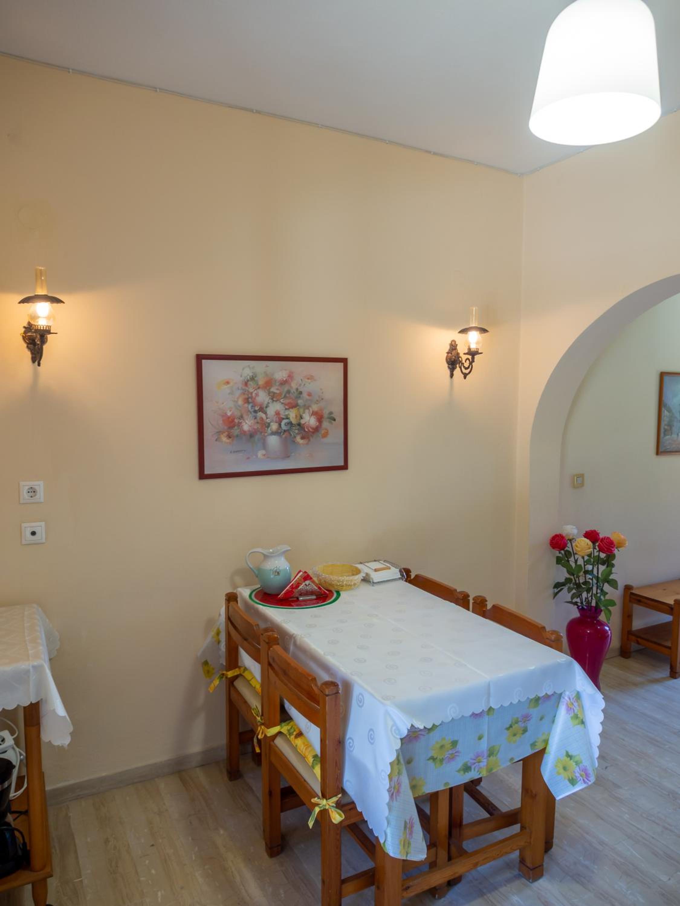Eleni's Apartments & Studios 1
