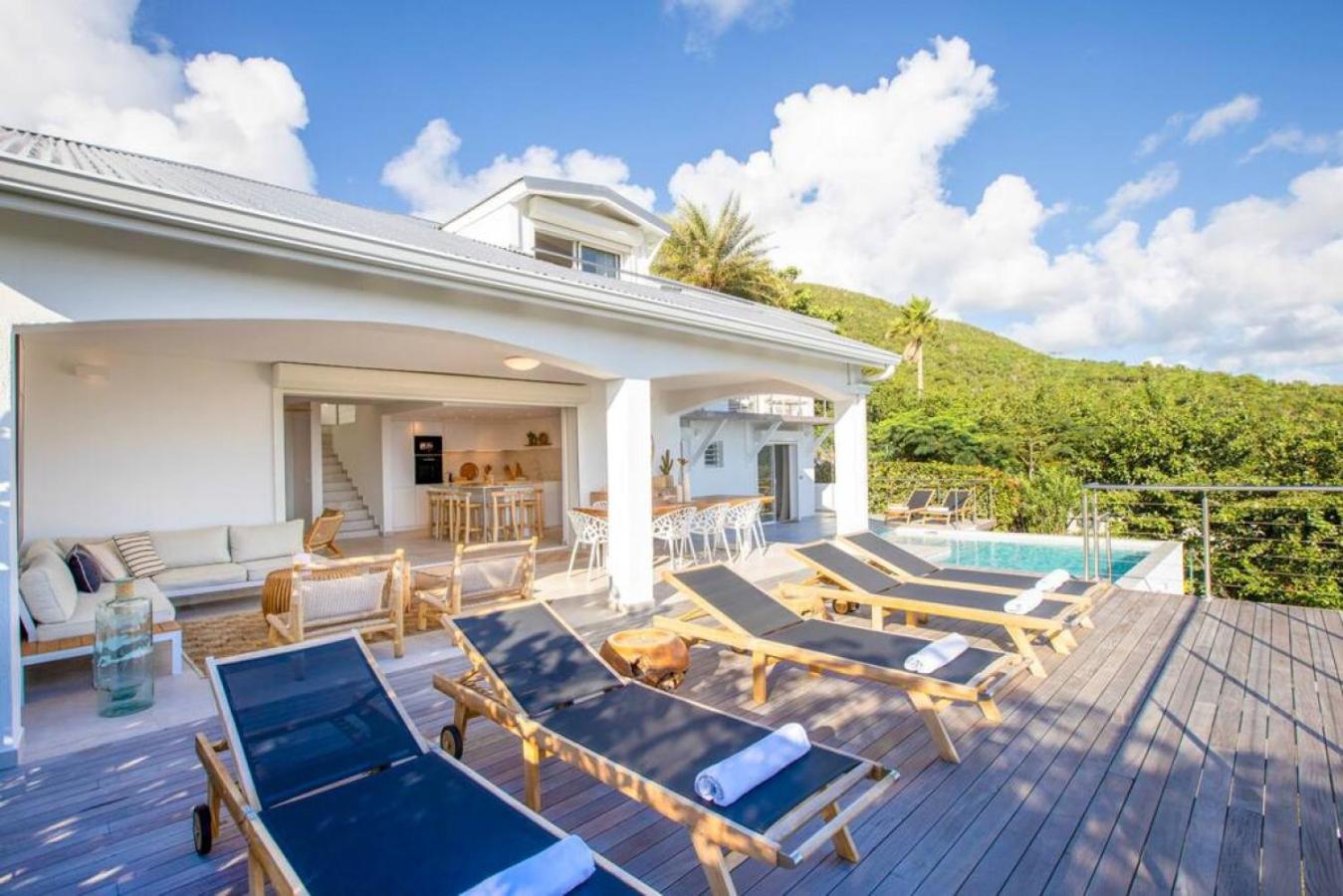 Casa Del Mar, luxury and magical view of Orient Bay view 4