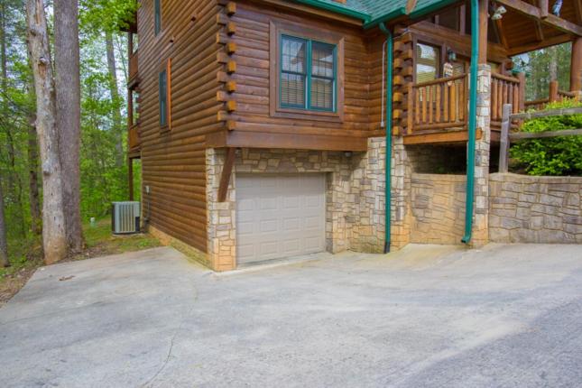 Peytons Hideaway view 5