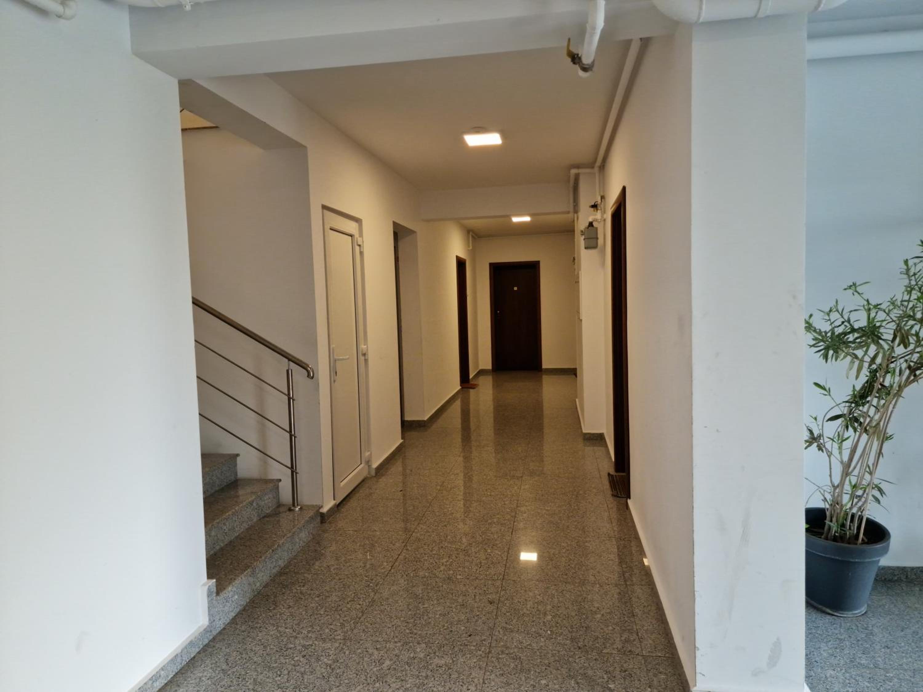 Amazing Apartament with Garden Bucharest Airport Self check-in!!