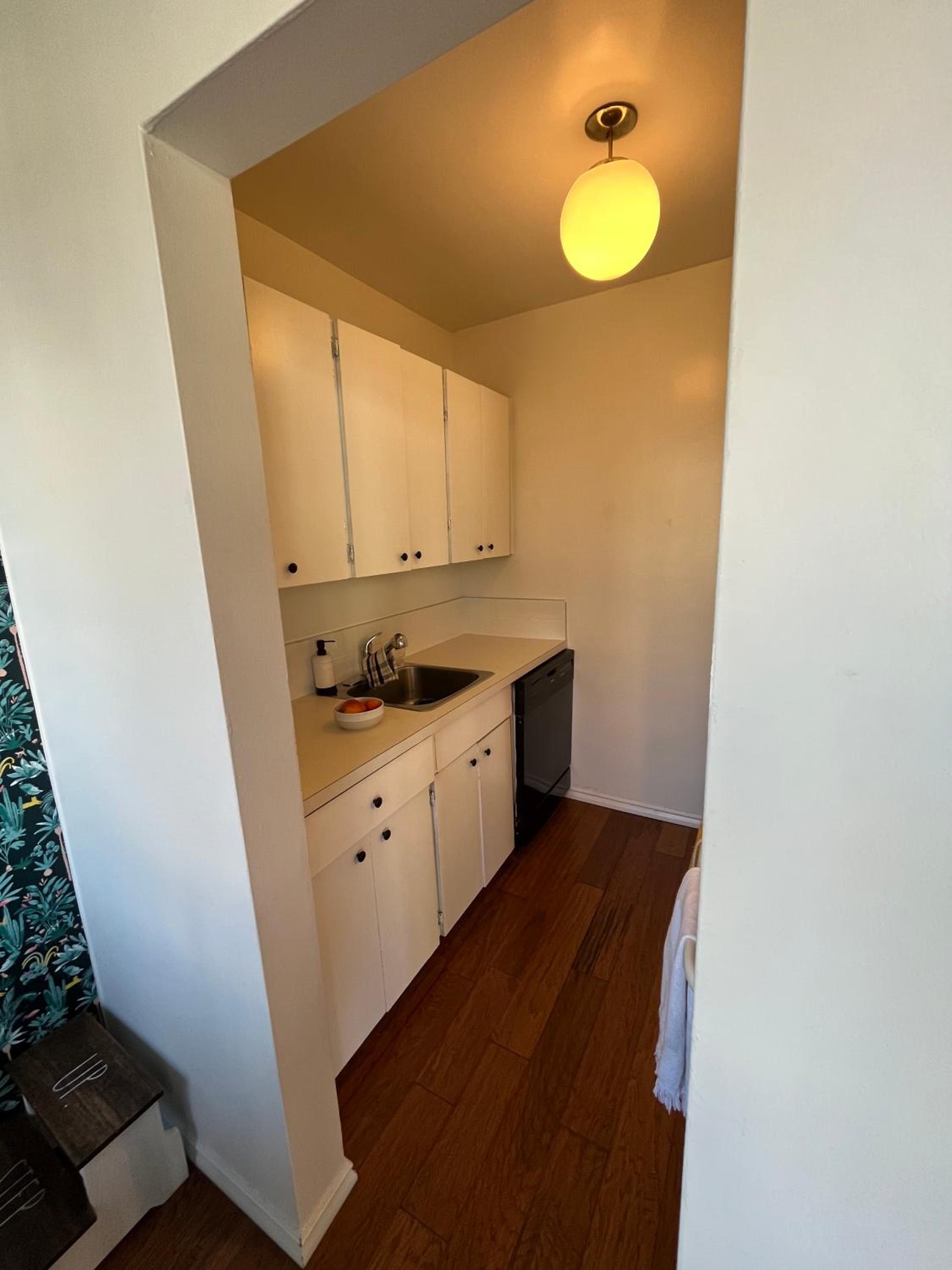 Vancouver Vacations - Ocean view - Property Image 8