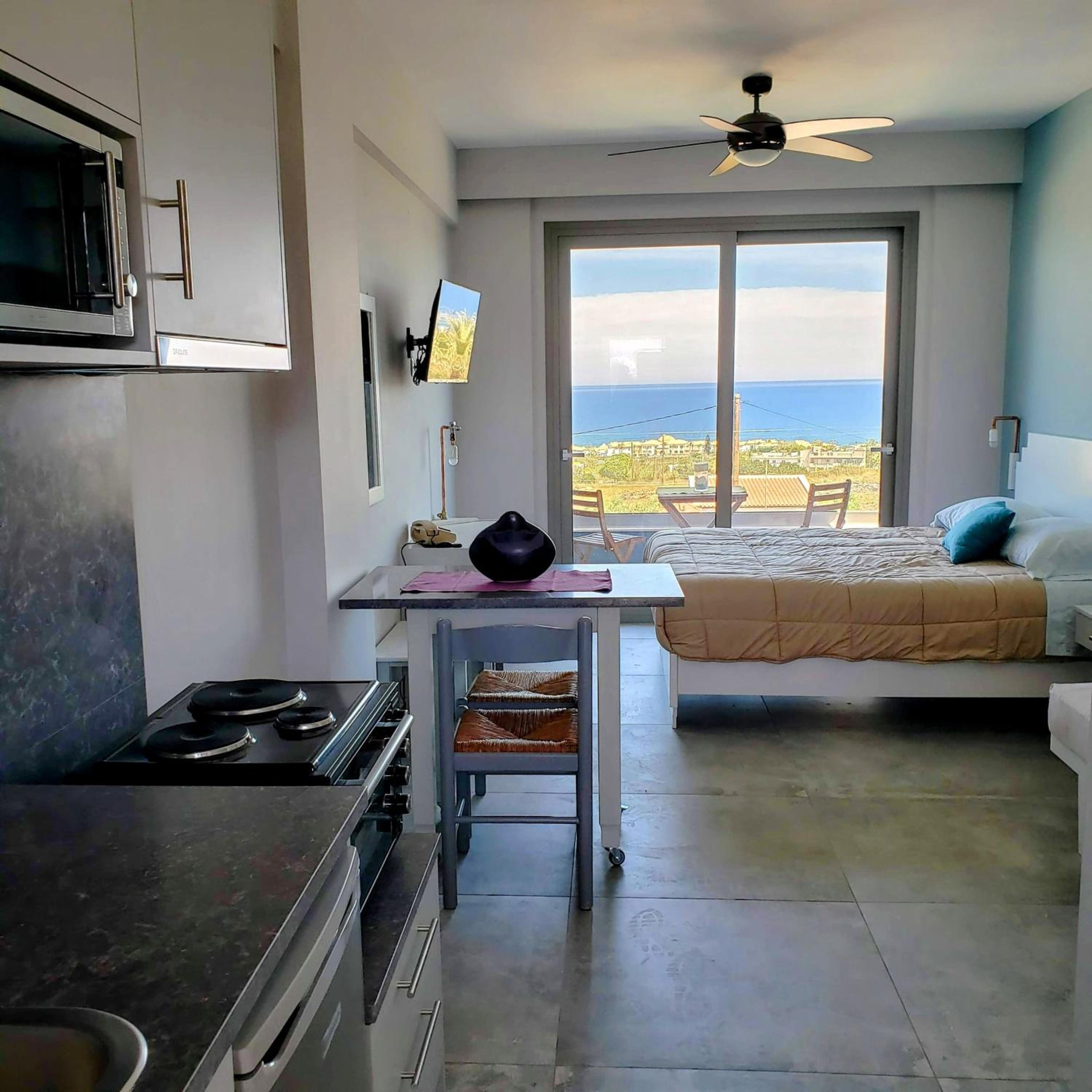 Evalia Apartments