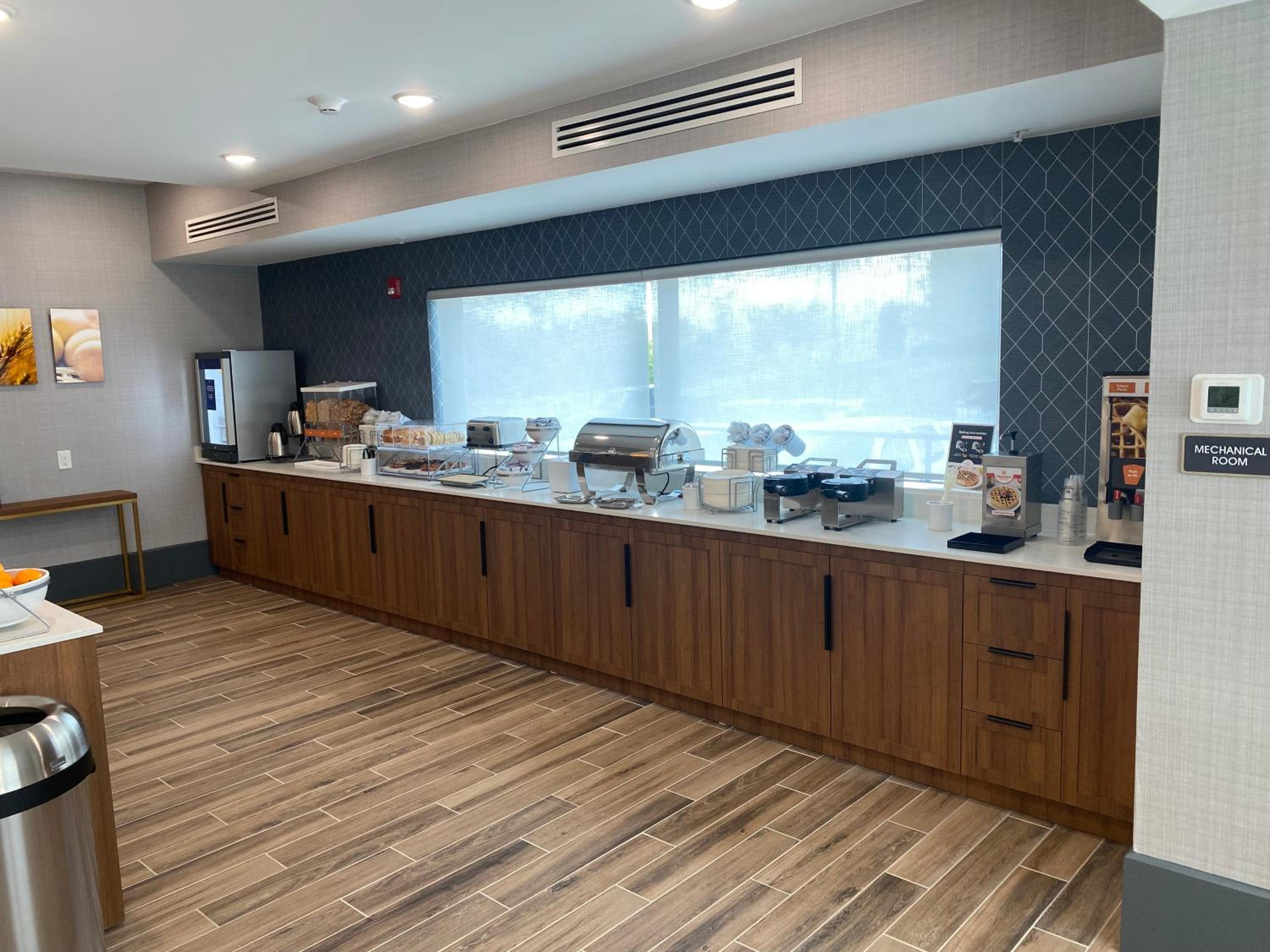 Comfort Inn Suites Gallatin - Nashville Metro - Property Image 28