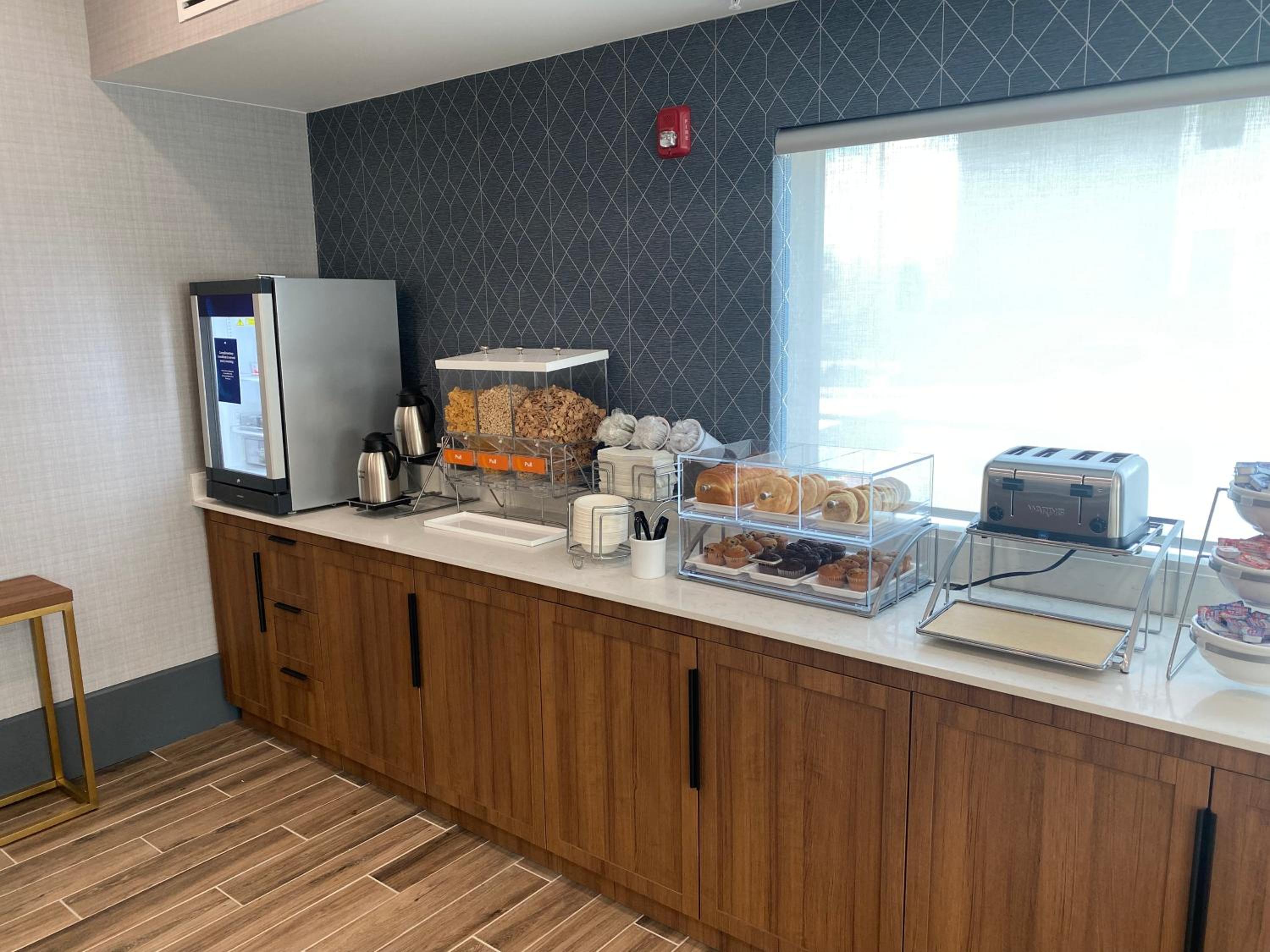 Comfort Inn Suites Gallatin - Nashville Metro - Property Image 24