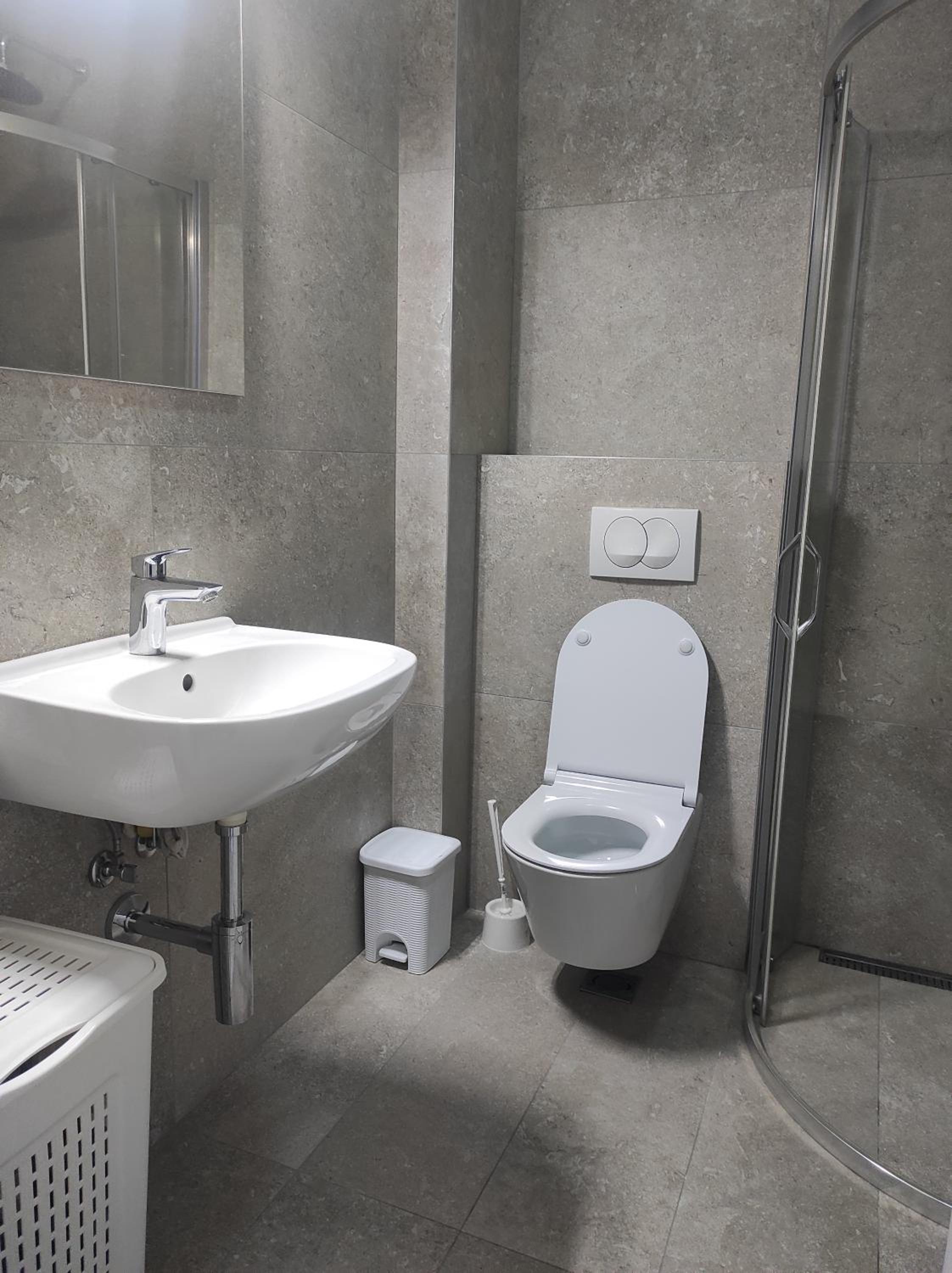 Cozy Studio K with Kitchen & WiFi in Heart of Podgorica