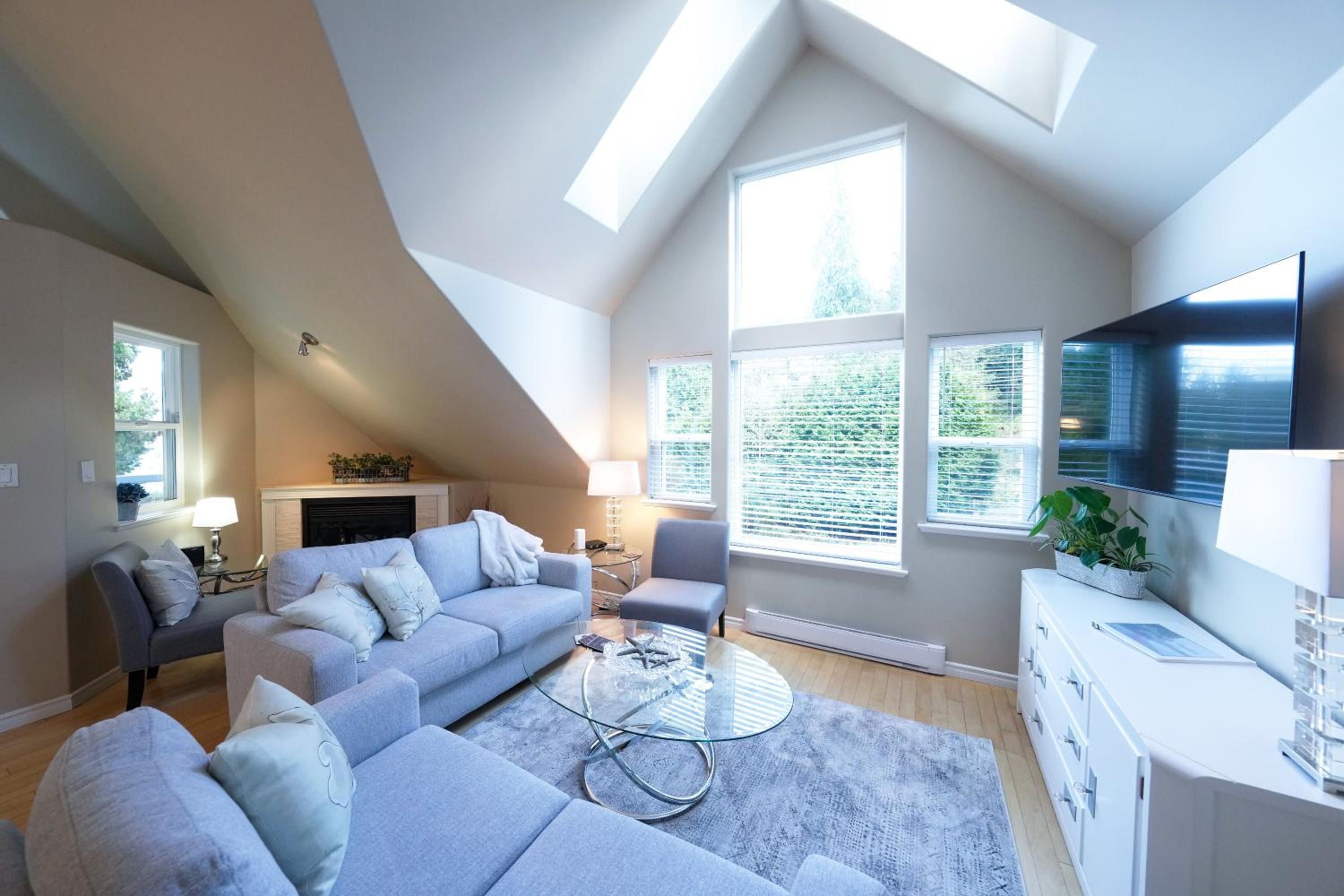 Sea and Cedar Retreat-a home in a tranquil setting