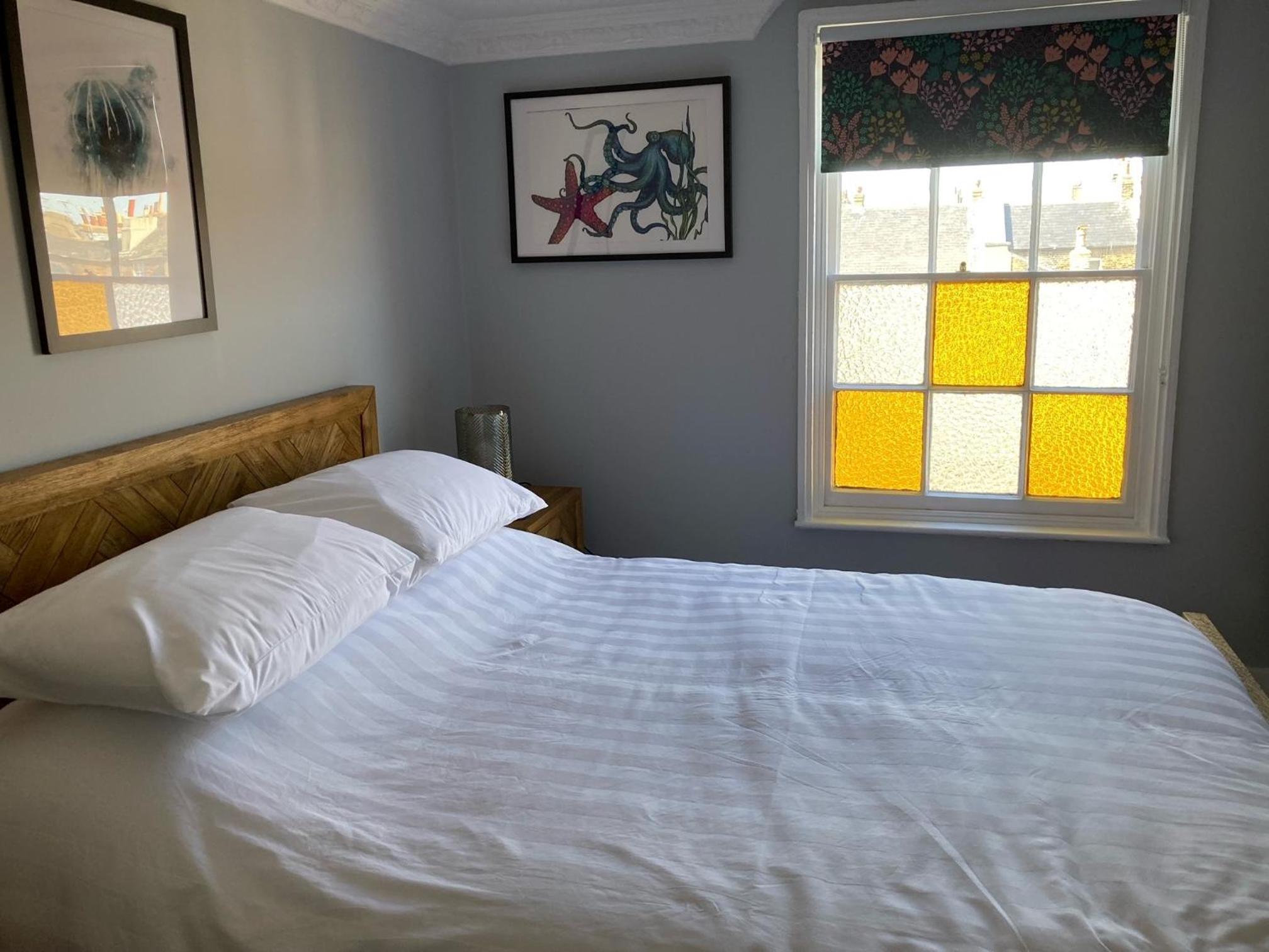 Ramsgate Vacations - Paragon Home - Property Image 10