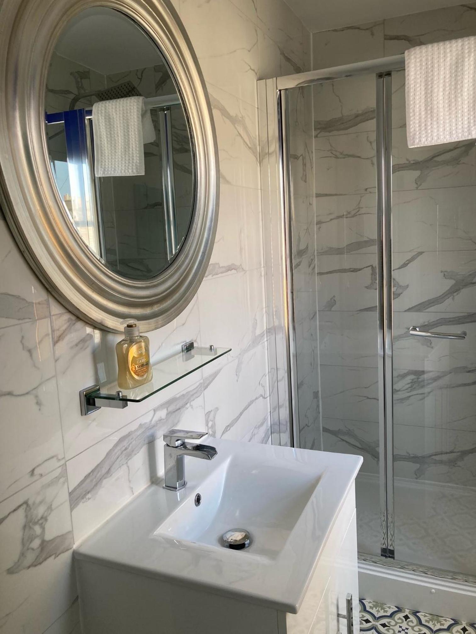 Ramsgate Vacations - Paragon Home - Property Image 4