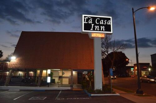 La Casa Inn