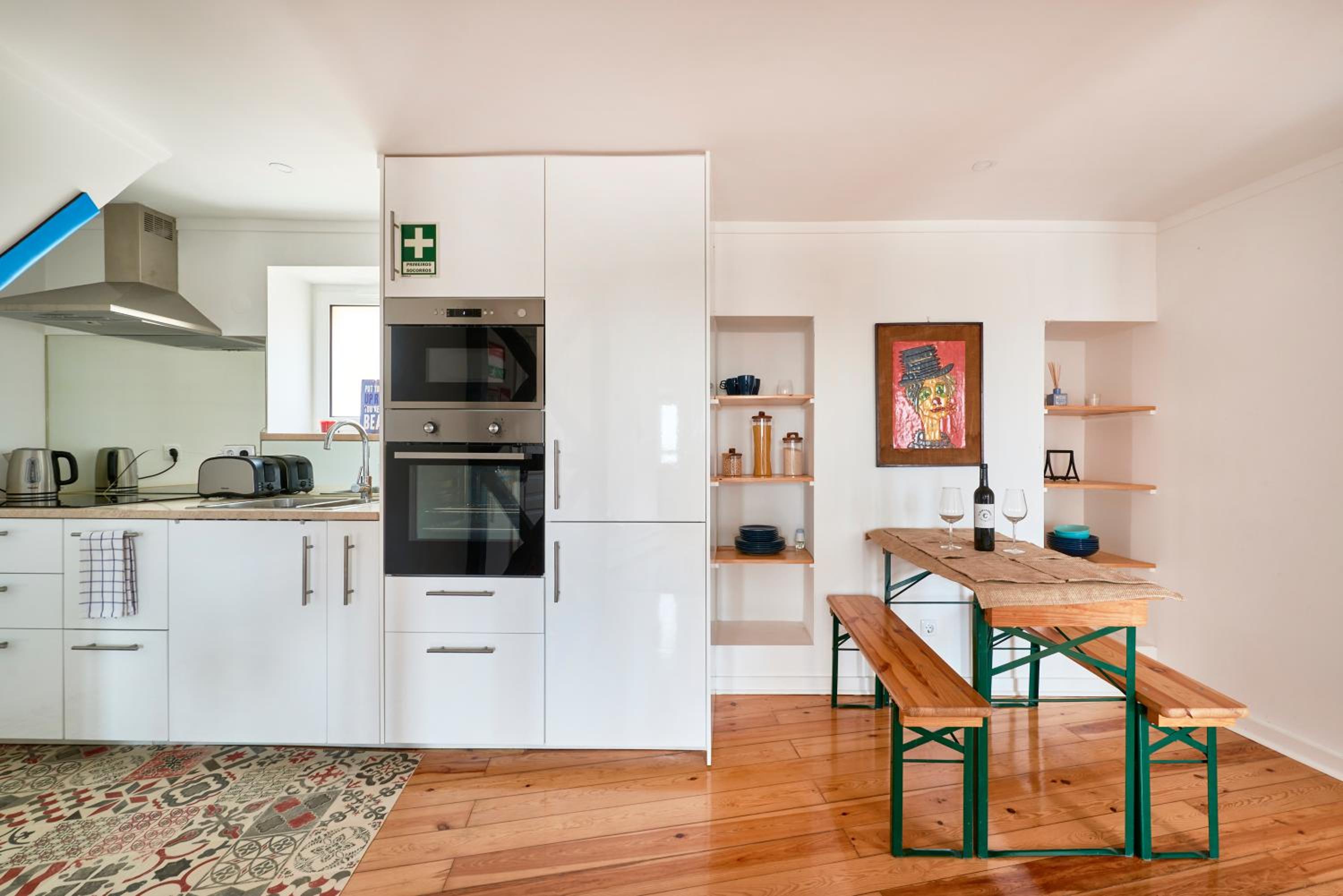 Cozy Flat in Santa Apolonia view 5