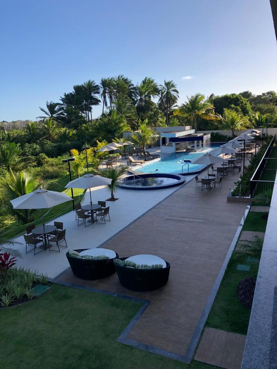 Apartamento em Guarajuba - Condomínio Paraíso dos Coqueiro