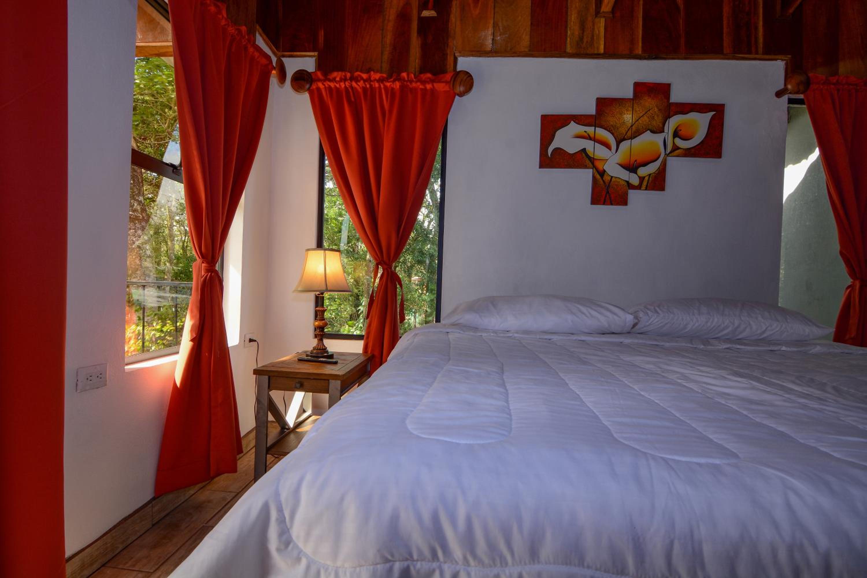 Roca Verde - Monteverde Cloud Forest Lodging