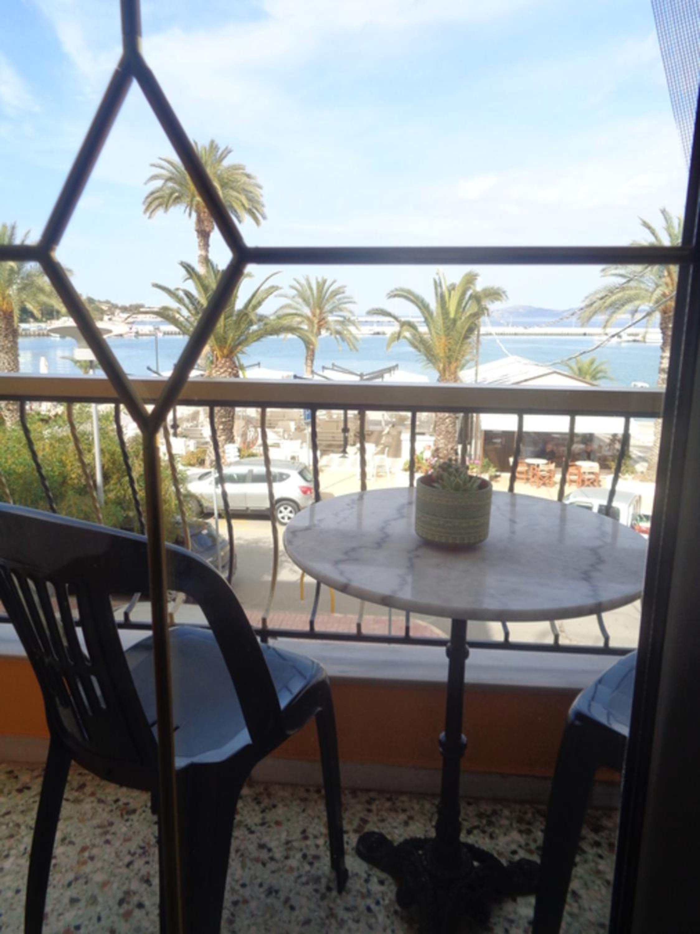 SeaShell apartment Sea View, Castle View 200metres from the Beach view 5