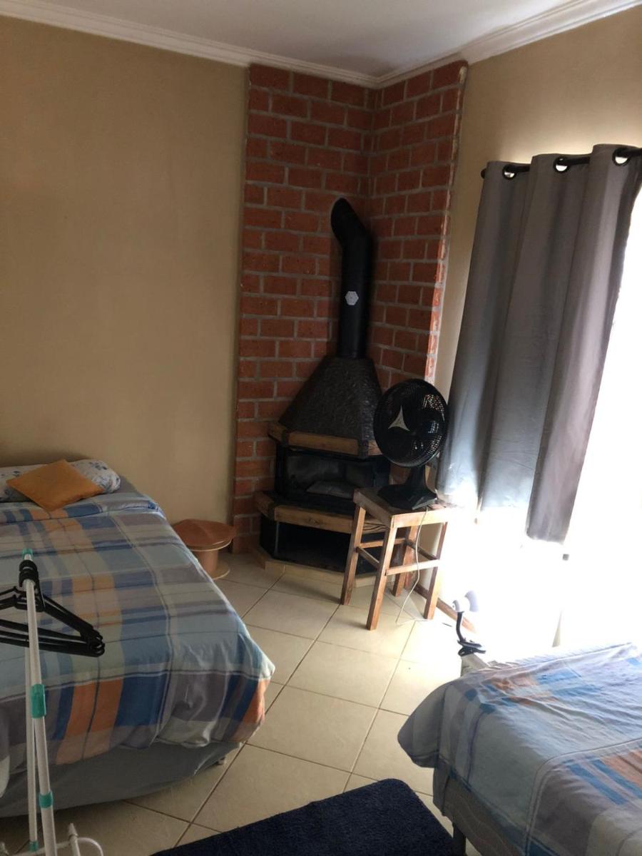 Hospedagem Maria Joana