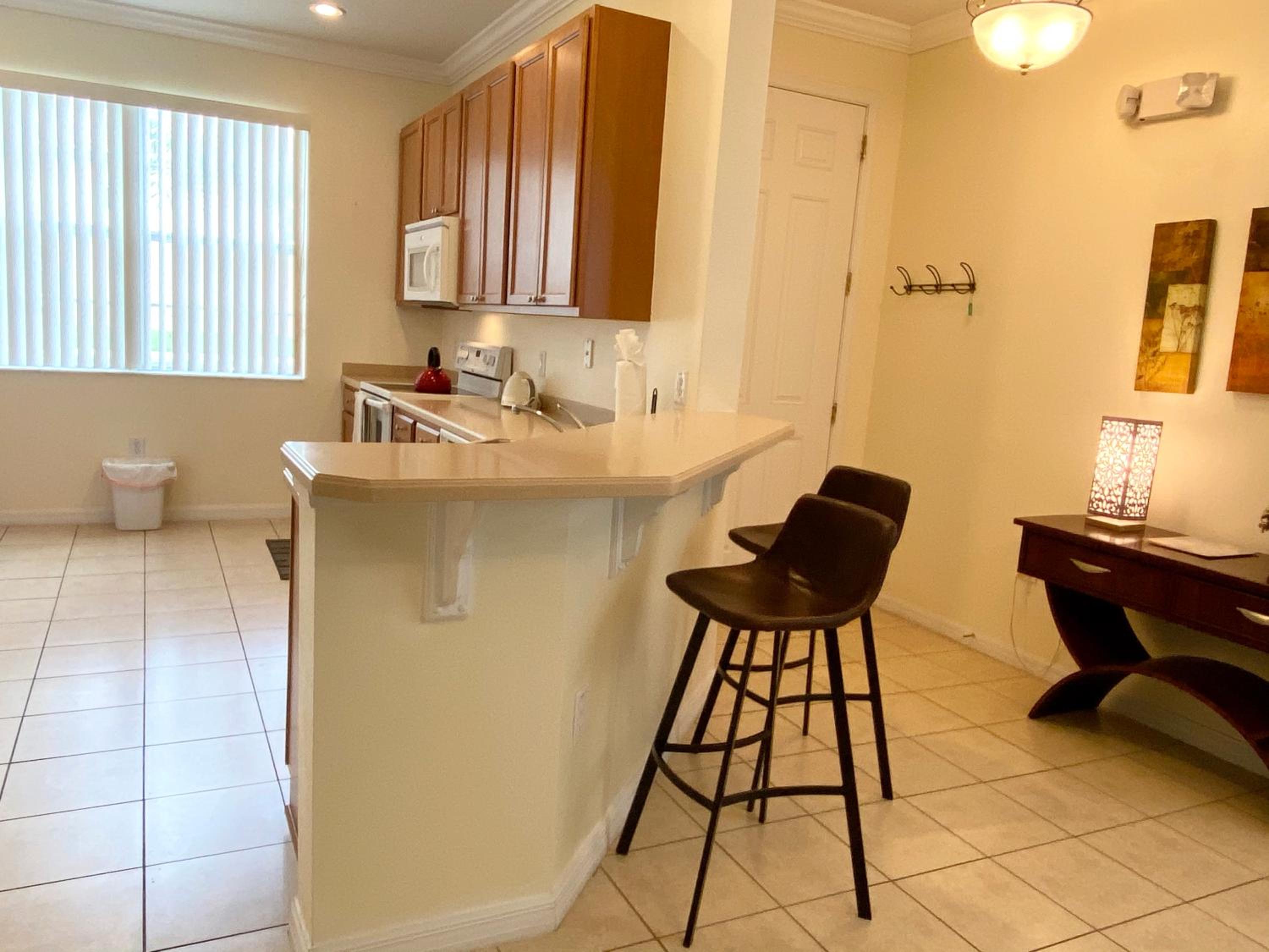 Three Bedrooms Townhome 3099 view 4