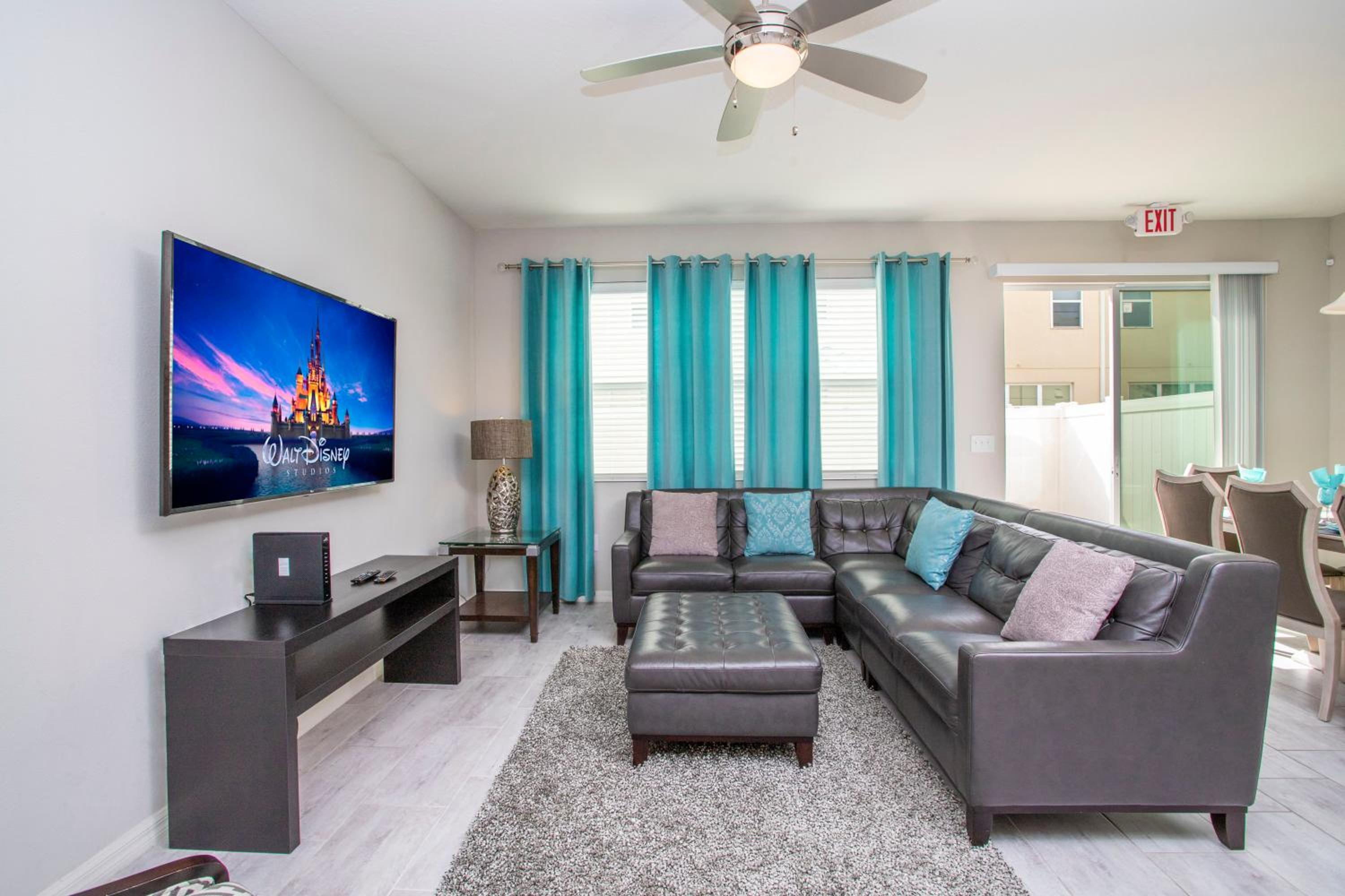 Four Bedrooms Townhome 5108K view 4