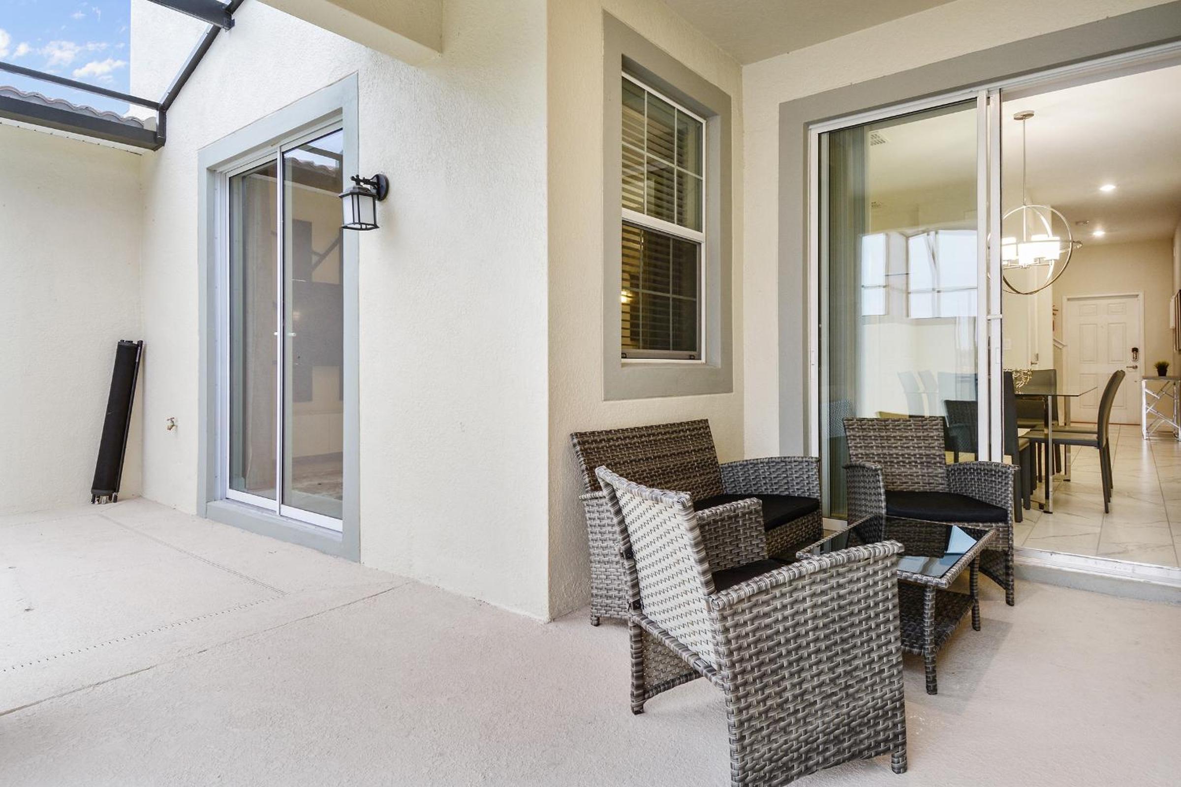Four Bedrooms w/ Pool TownHome 4841