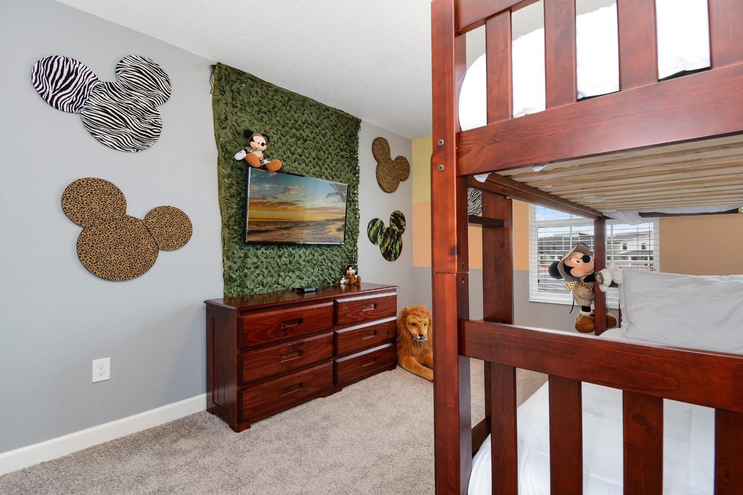 Four Bedrooms w/ Pool TownHome 4841