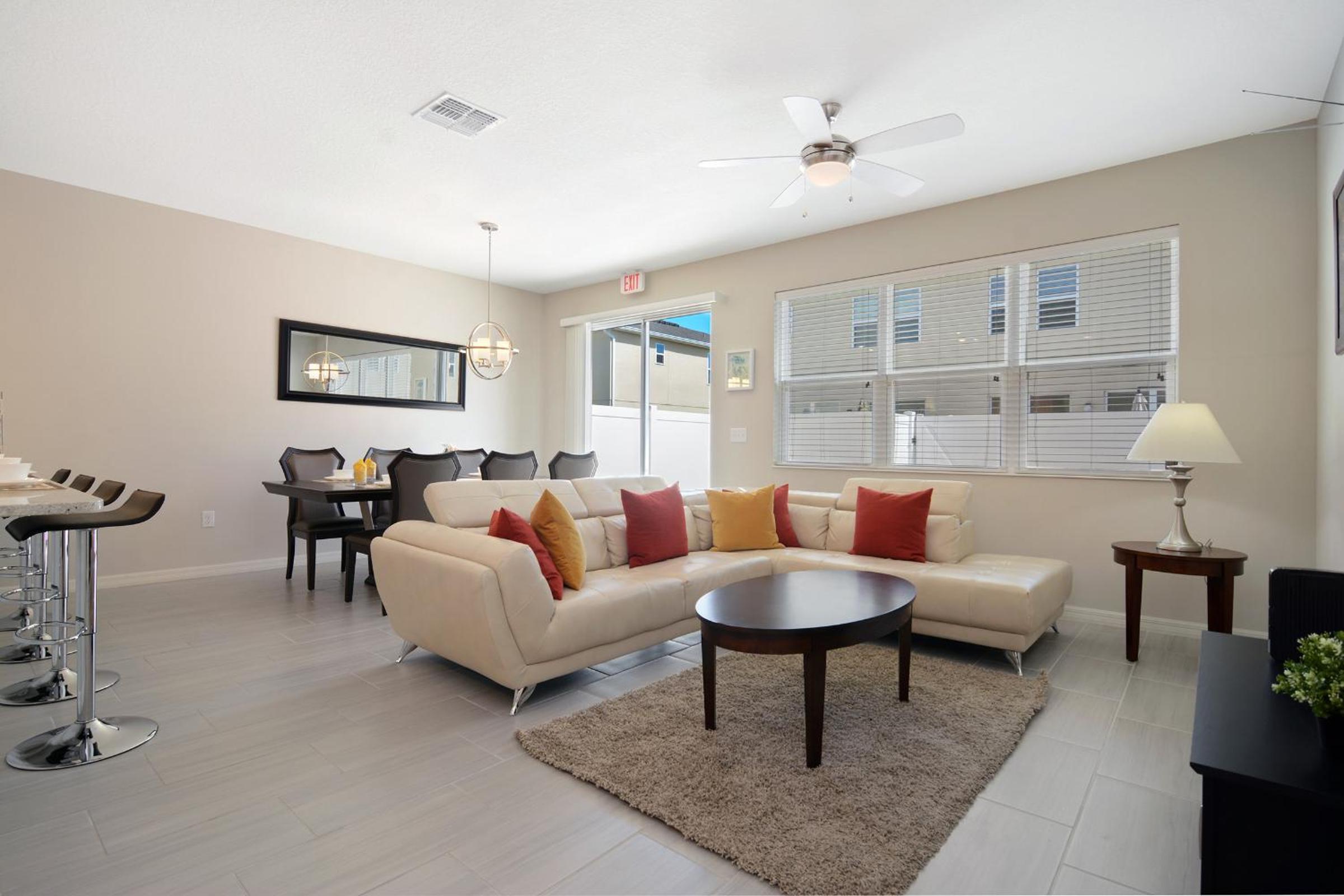 Four Bedrooms TownHome 5130