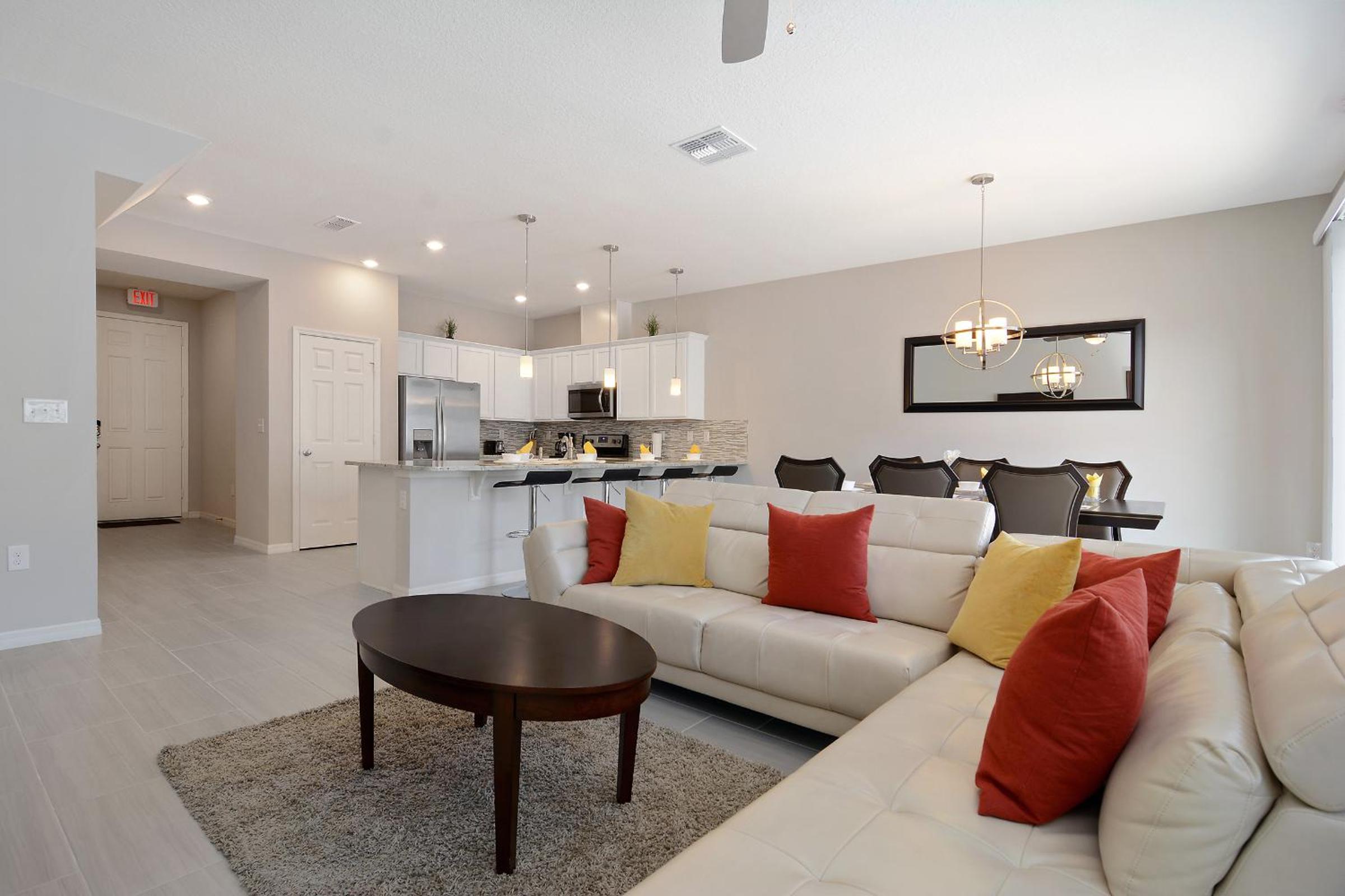 Four Bedrooms TownHome 5130