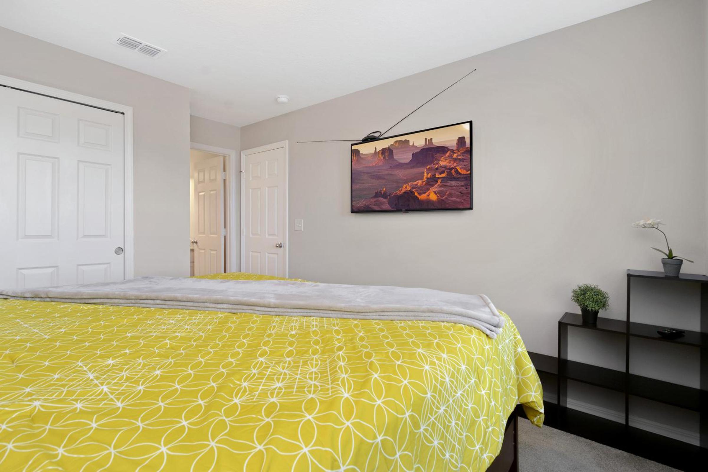 Four Bedrooms TownHome 5130