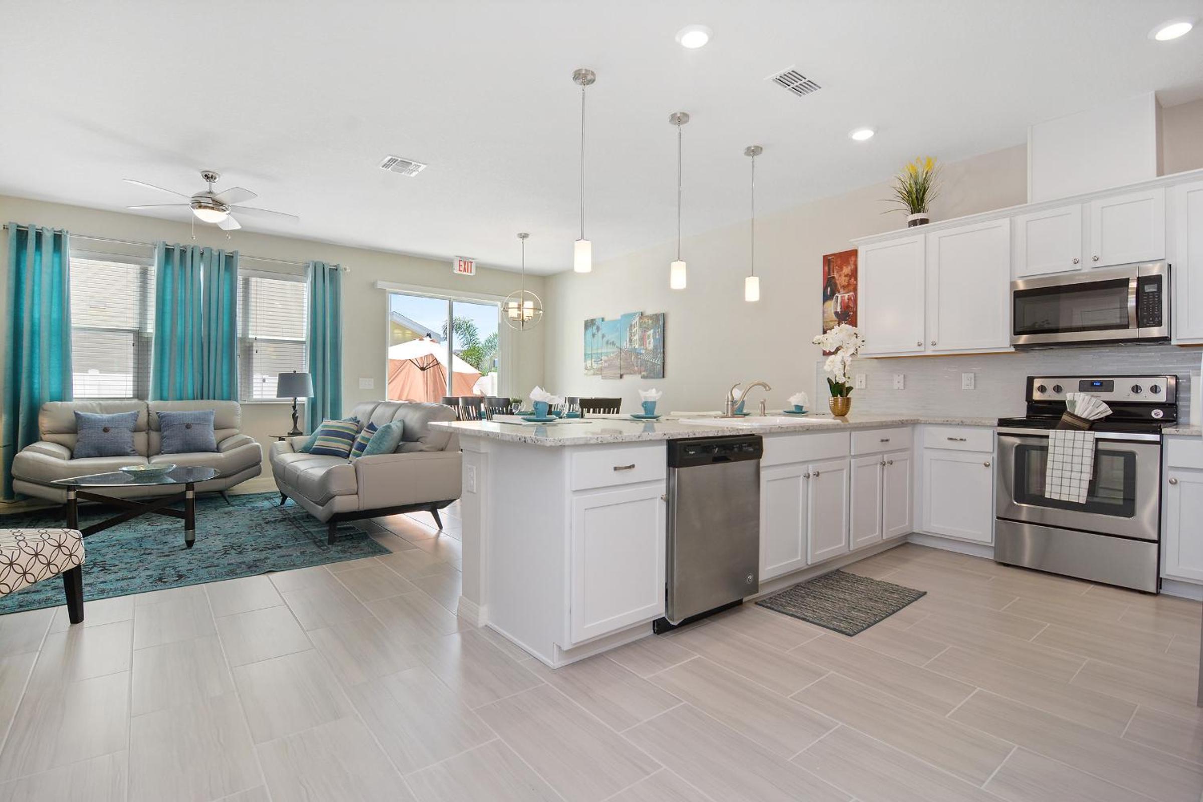 Four Bedroom w/ GameRoom 5152A