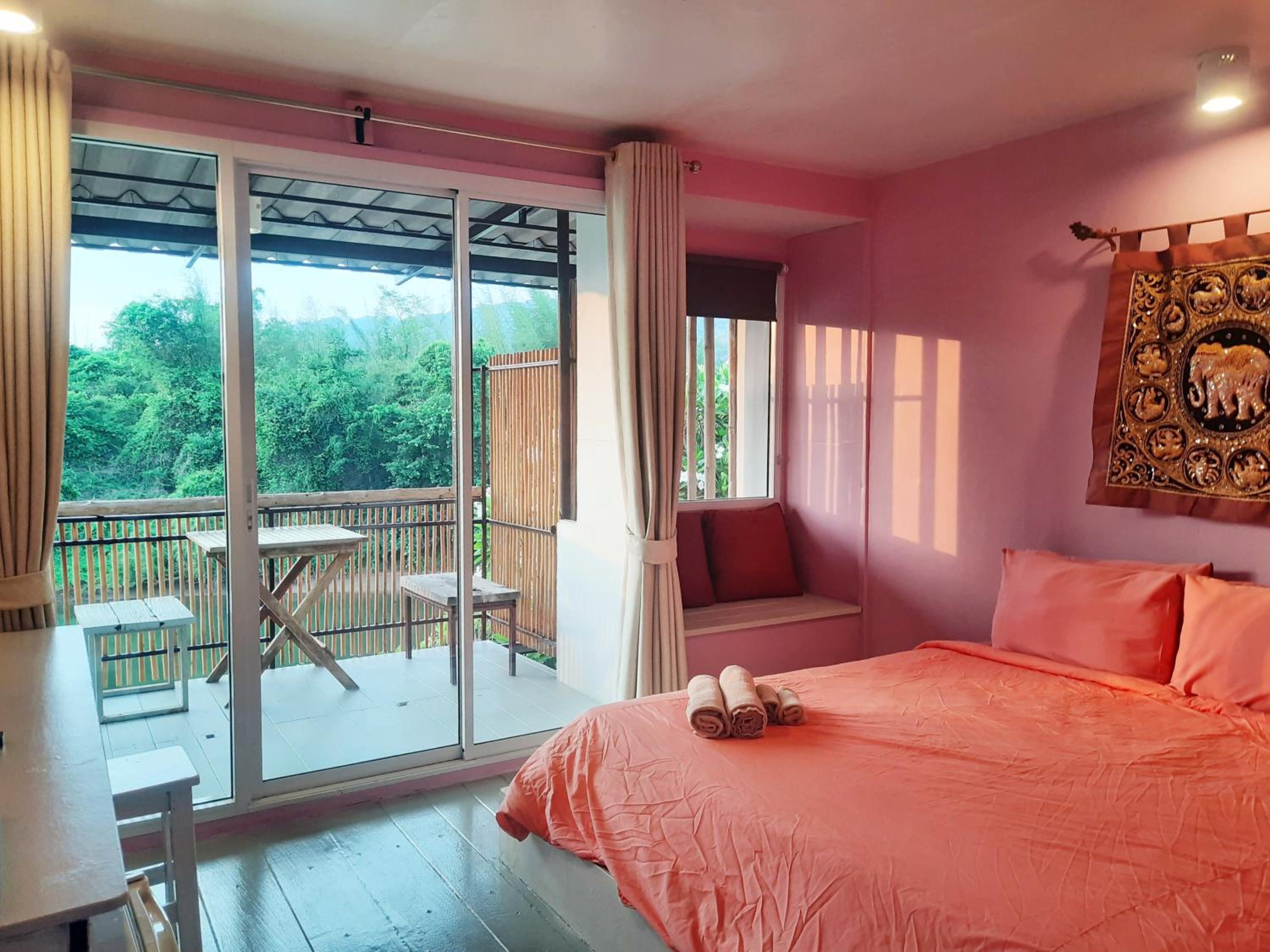 Chasorn Riverside Resort
