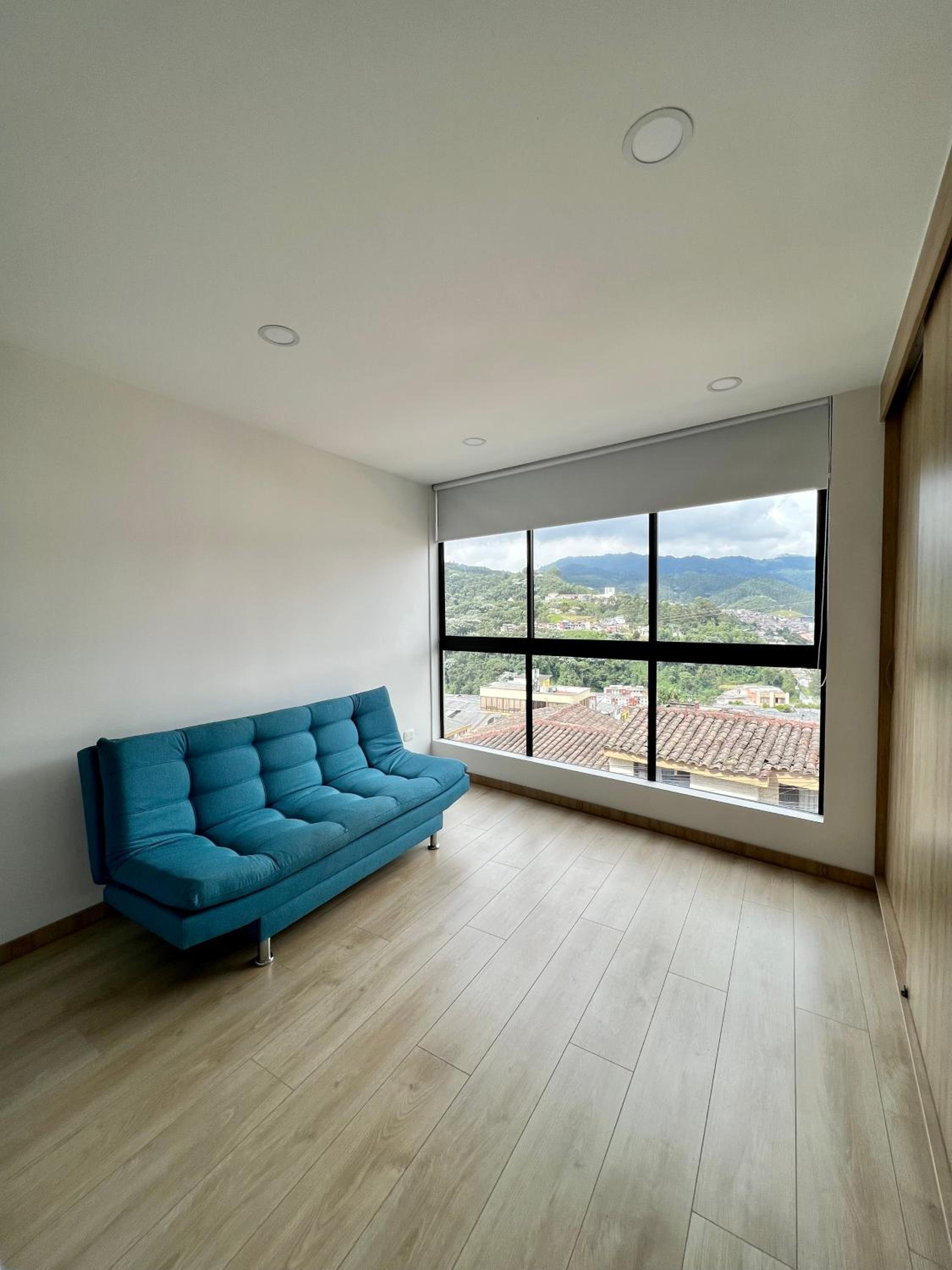 Loft en Avenida Santander, Vista a las montañas