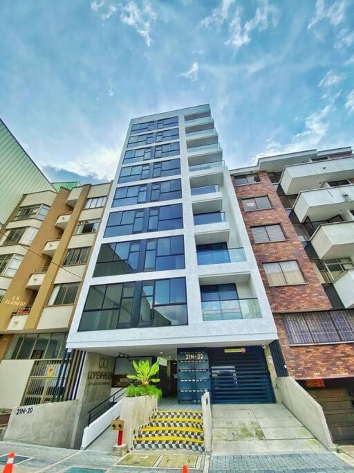 Hotel Copenhagen Suites - Image 1