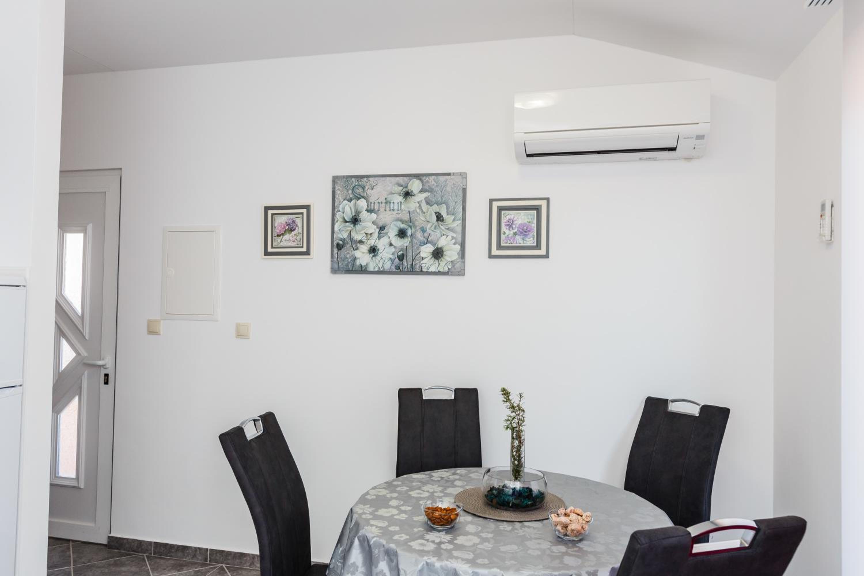 Apartments Viljac